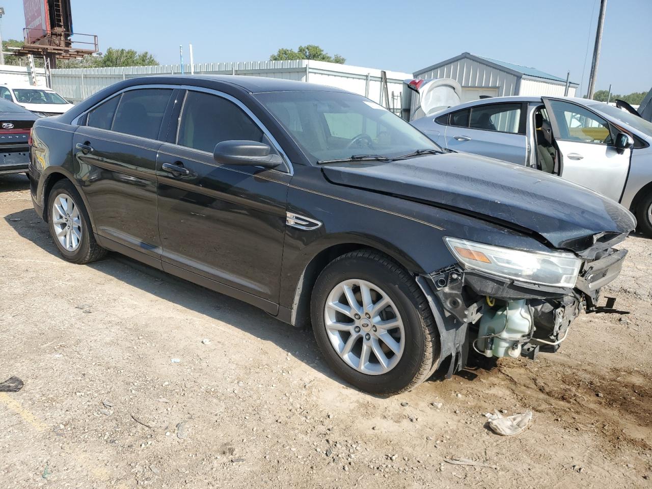 2013 Ford Taurus Se Черный vin: 1FAHP2D83DG139343