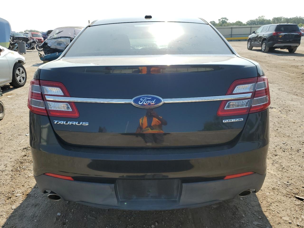 2013 Ford Taurus Se Черный vin: 1FAHP2D83DG139343
