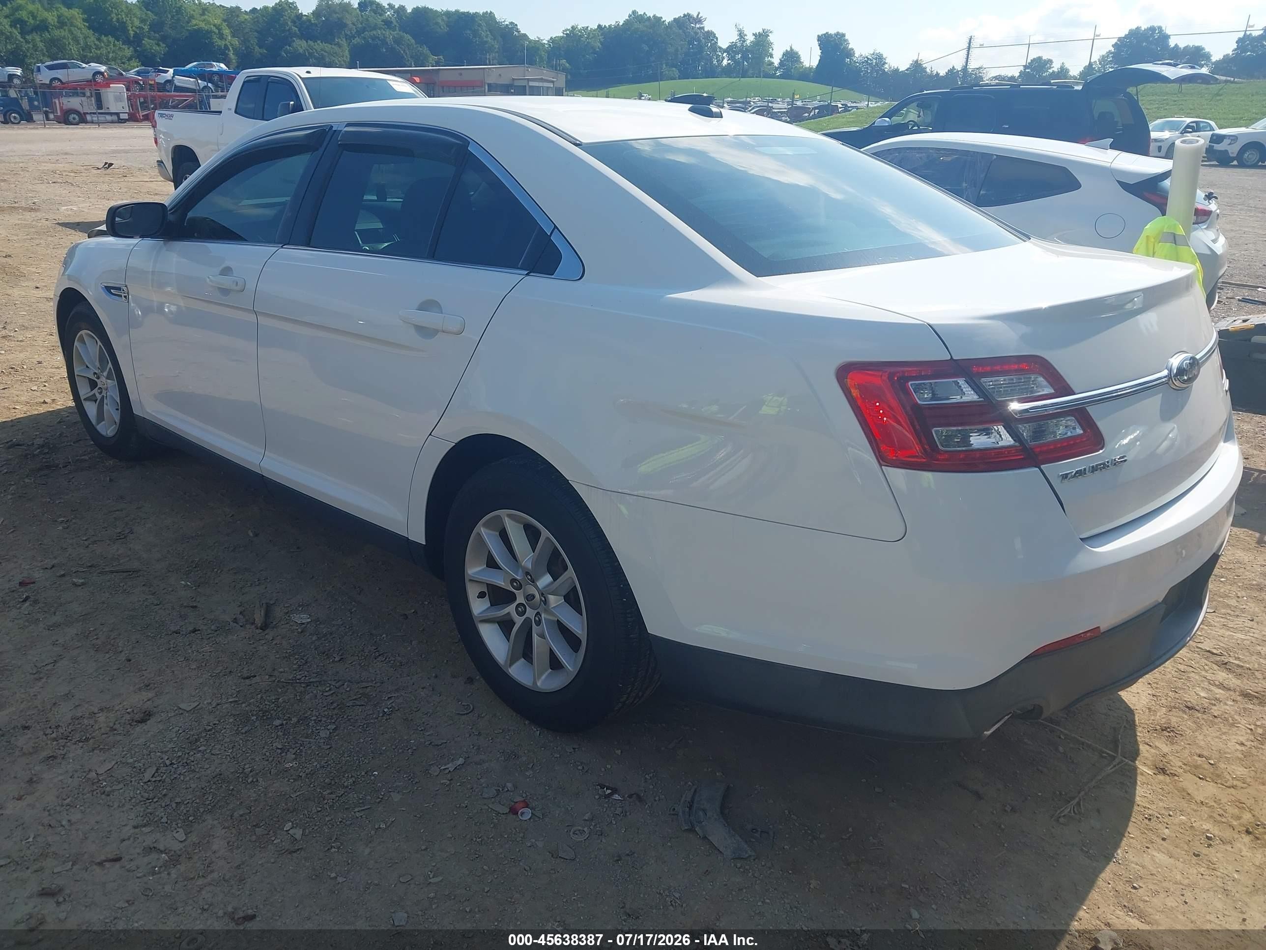 2013 Ford Taurus Se White vin: 1FAHP2D83DG152612