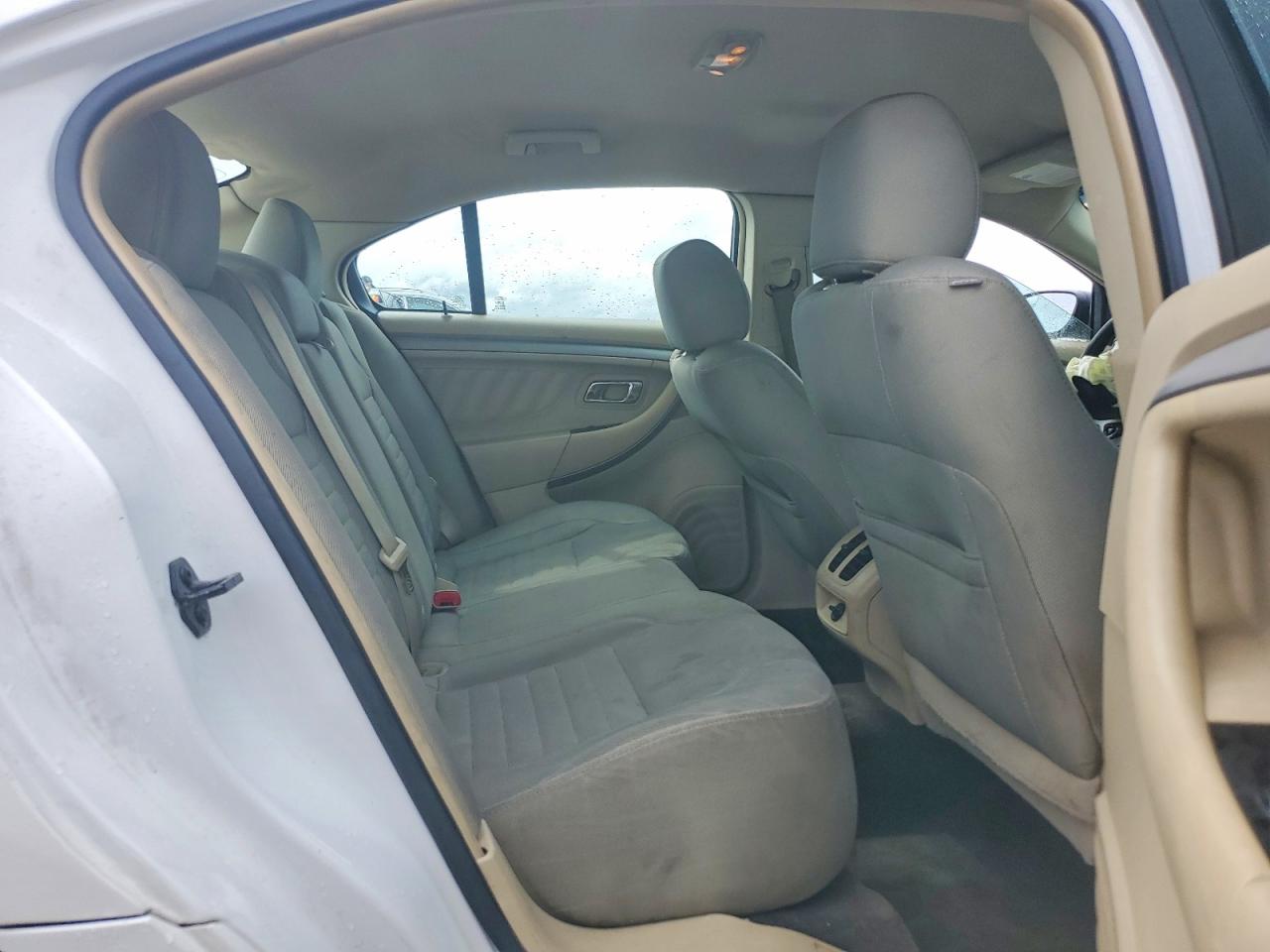 2013 Ford Taurus Se White vin: 1FAHP2D83DG185089