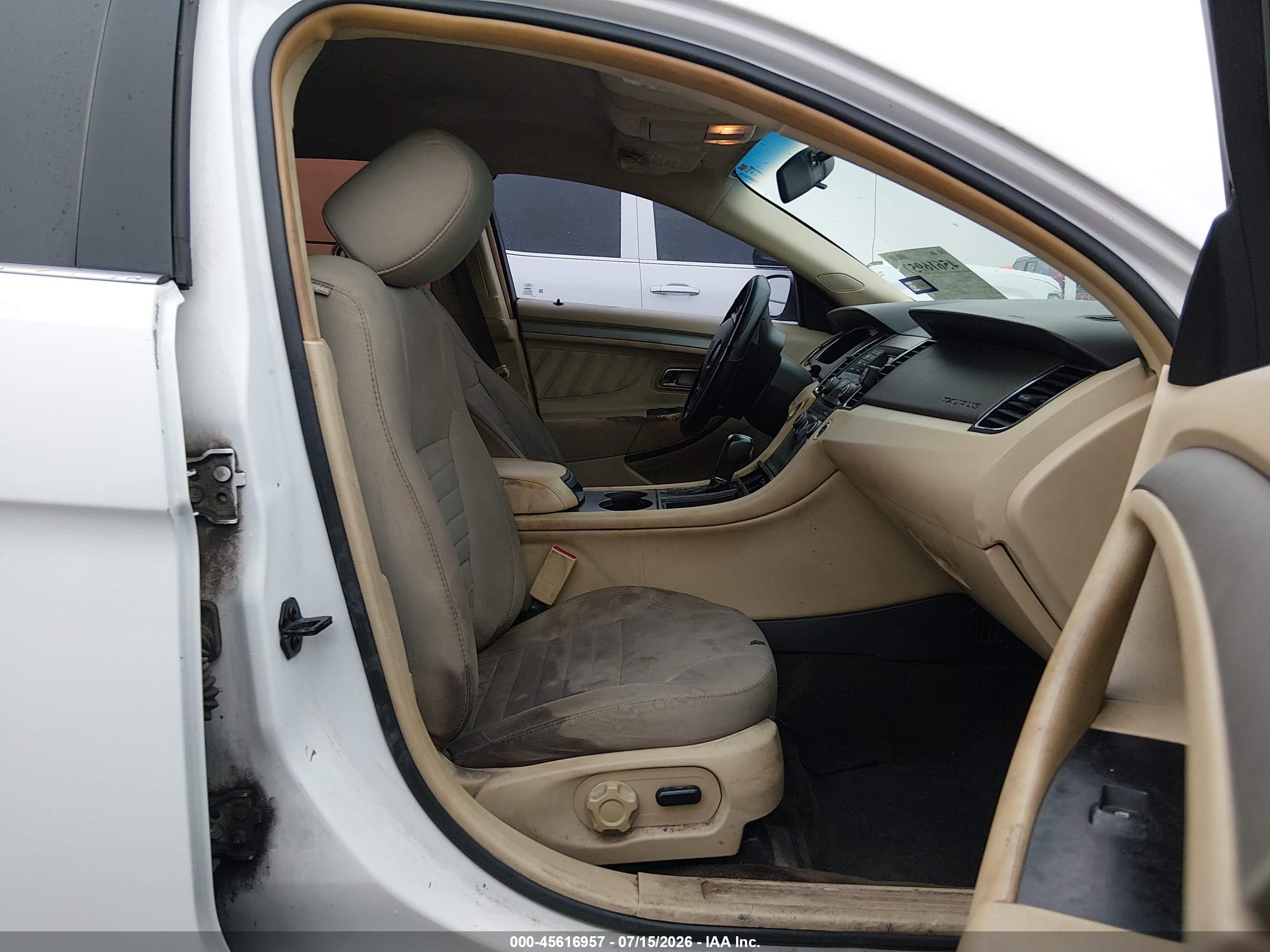 2013 Ford Taurus Se White vin: 1FAHP2D83DG212517