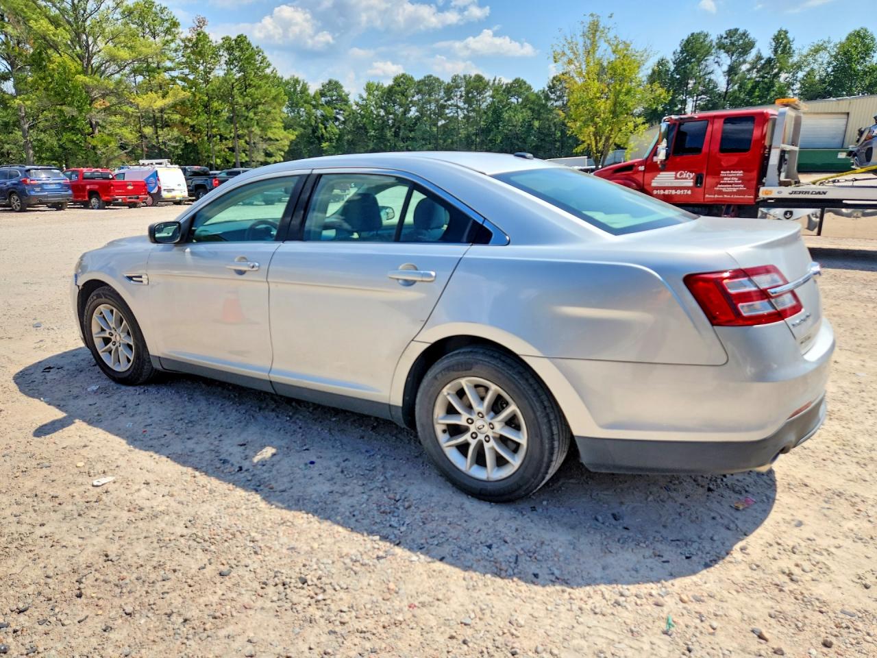 2015 Ford Taurus Se Silver vin: 1FAHP2D83FG112789