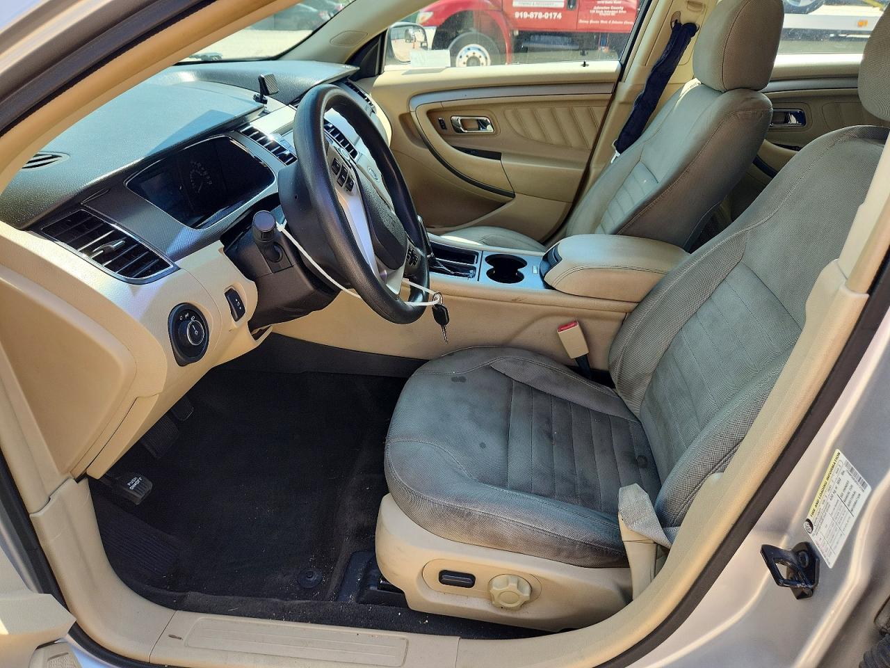 2015 Ford Taurus Se Silver vin: 1FAHP2D83FG112789