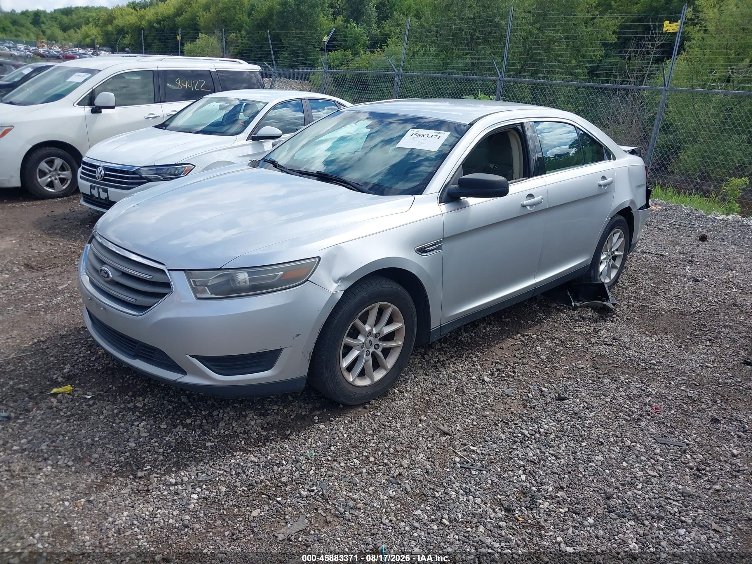 2015 Ford Taurus Se Silver vin: 1FAHP2D83FG121377