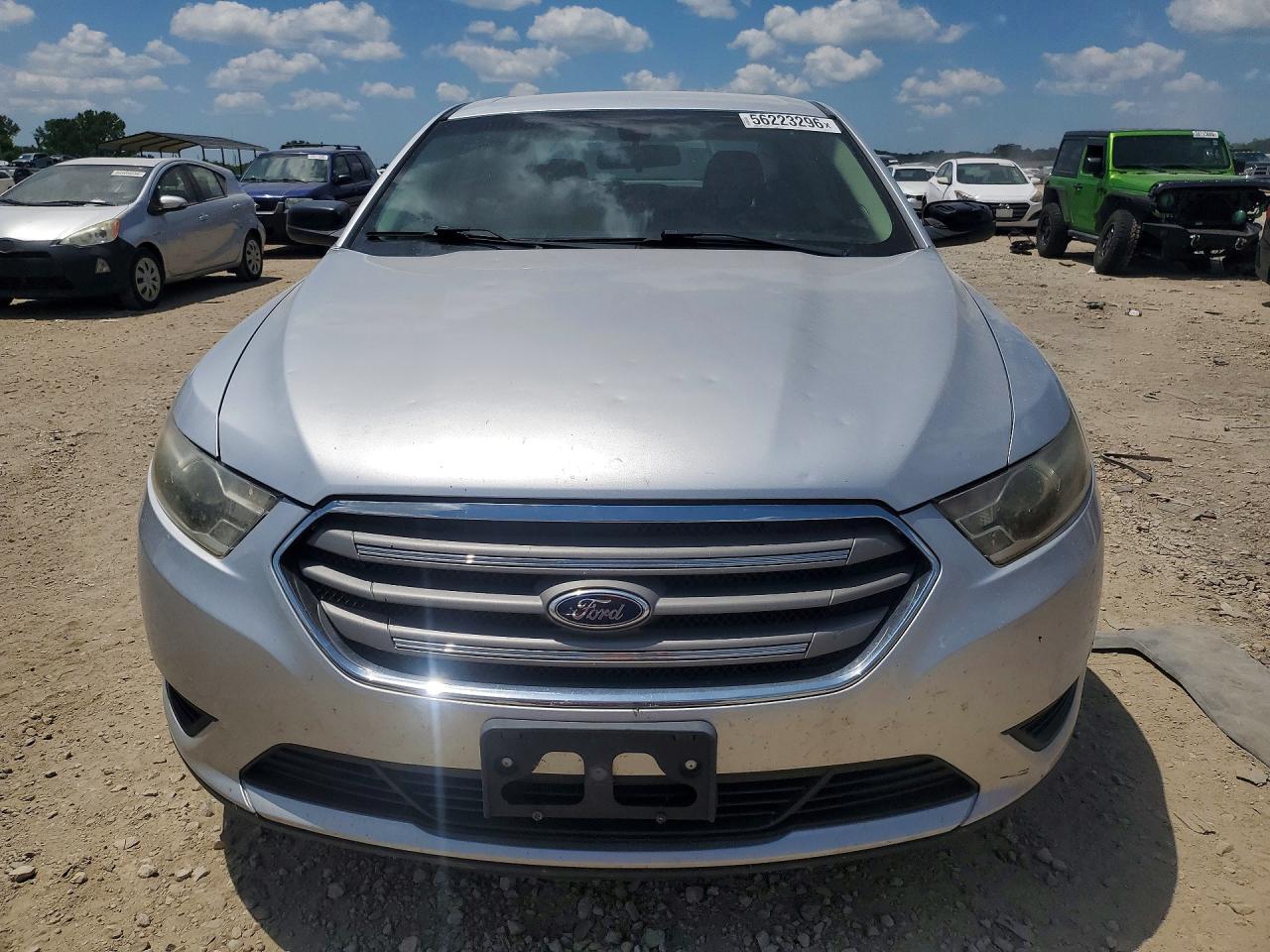 2015 Ford Taurus Se Серебряный vin: 1FAHP2D83FG126126
