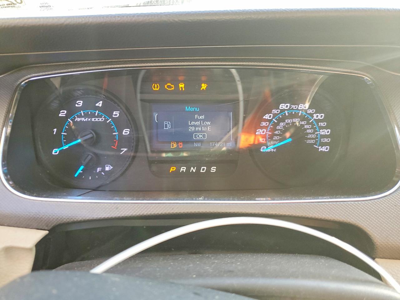 2018 Ford Taurus Se Черный vin: 1FAHP2D83JG142075