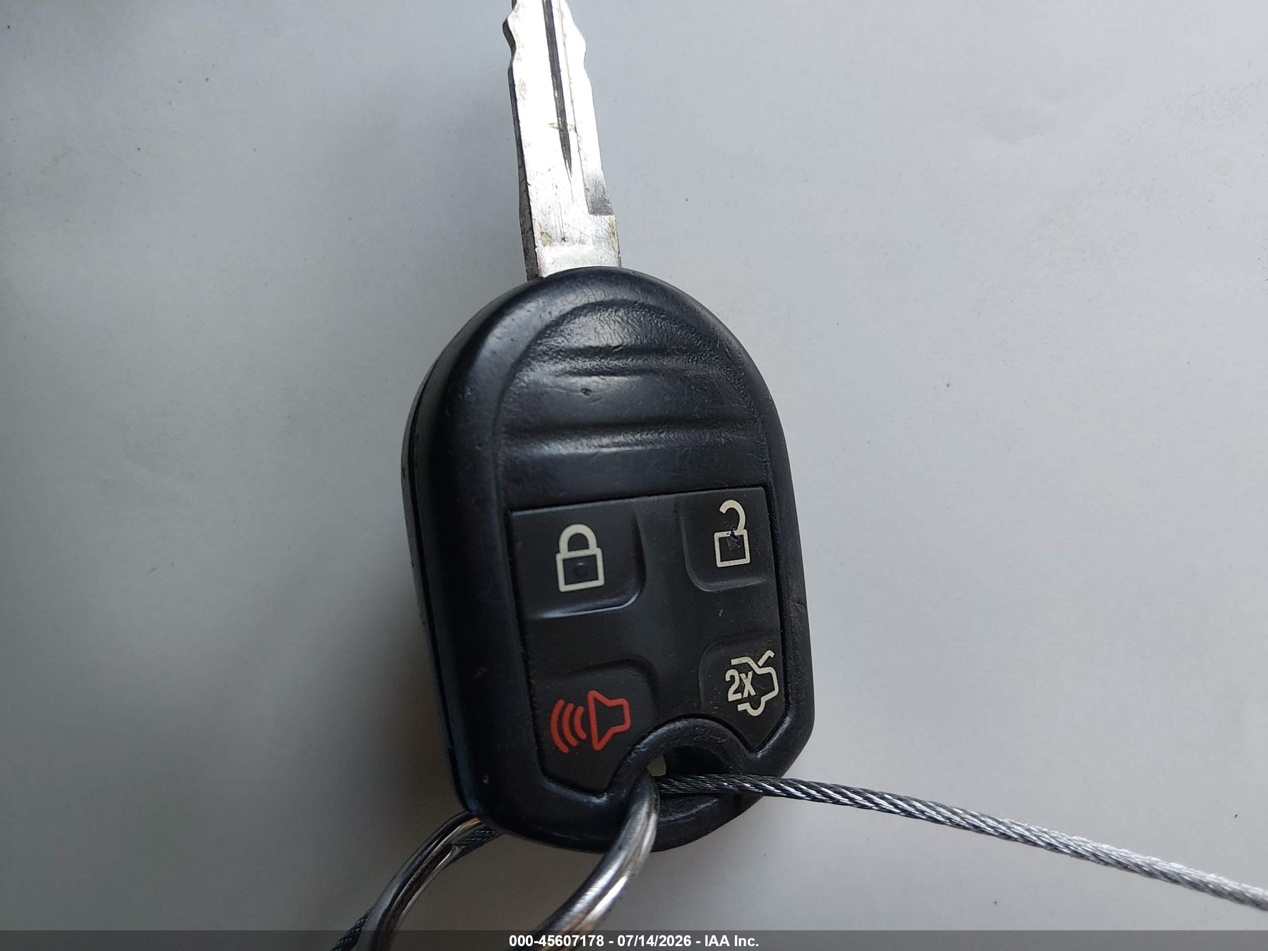 2014 Ford Taurus Se Silver vin: 1FAHP2D84EG114078