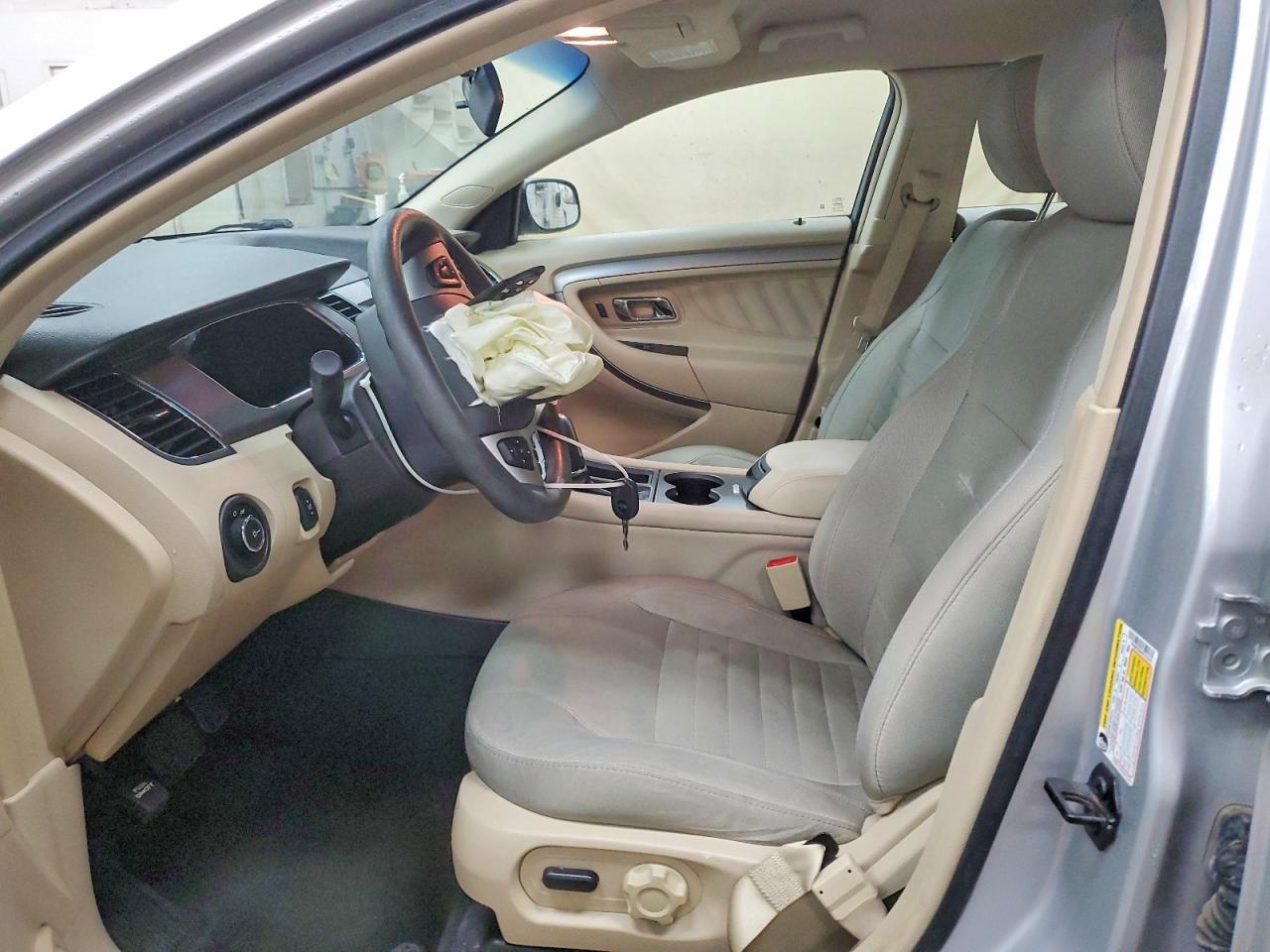 2015 Ford Taurus Se Silver vin: 1FAHP2D84FG152010