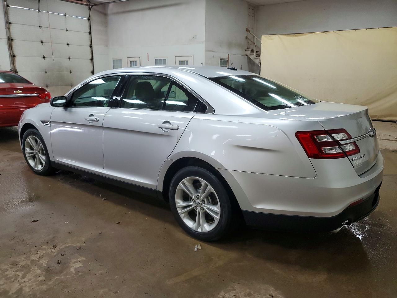 2015 Ford Taurus Se Silver vin: 1FAHP2D84FG152010