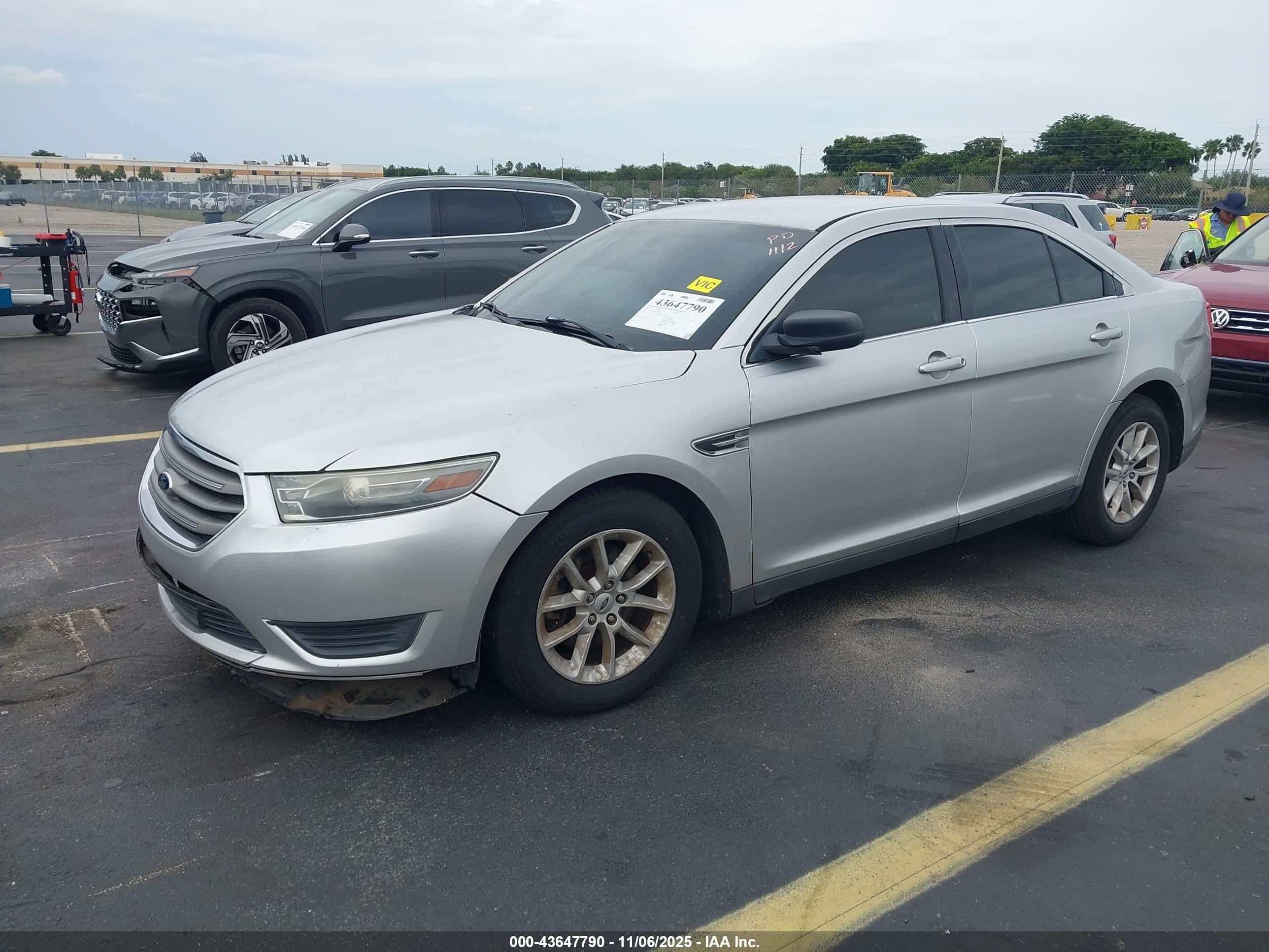 2013 Ford Taurus Se Gray vin: 1FAHP2D85DG119224
