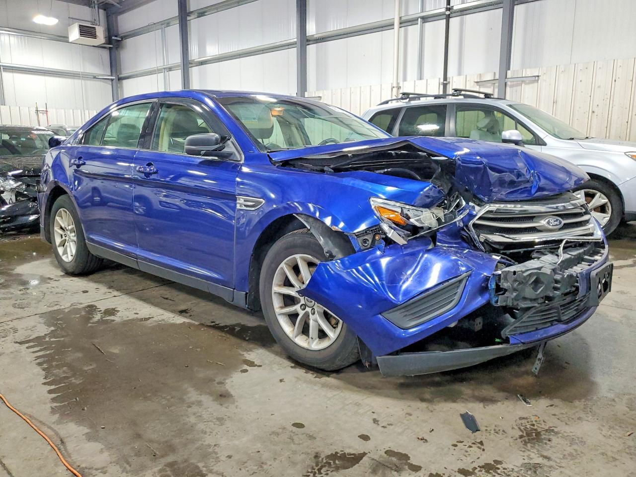 2013 Ford Taurus Se Blue vin: 1FAHP2D85DG152594