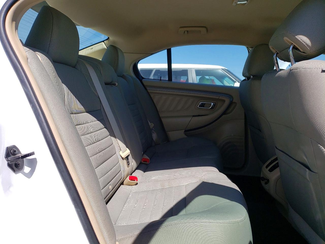 2013 Ford Taurus Se White vin: 1FAHP2D85DG159190