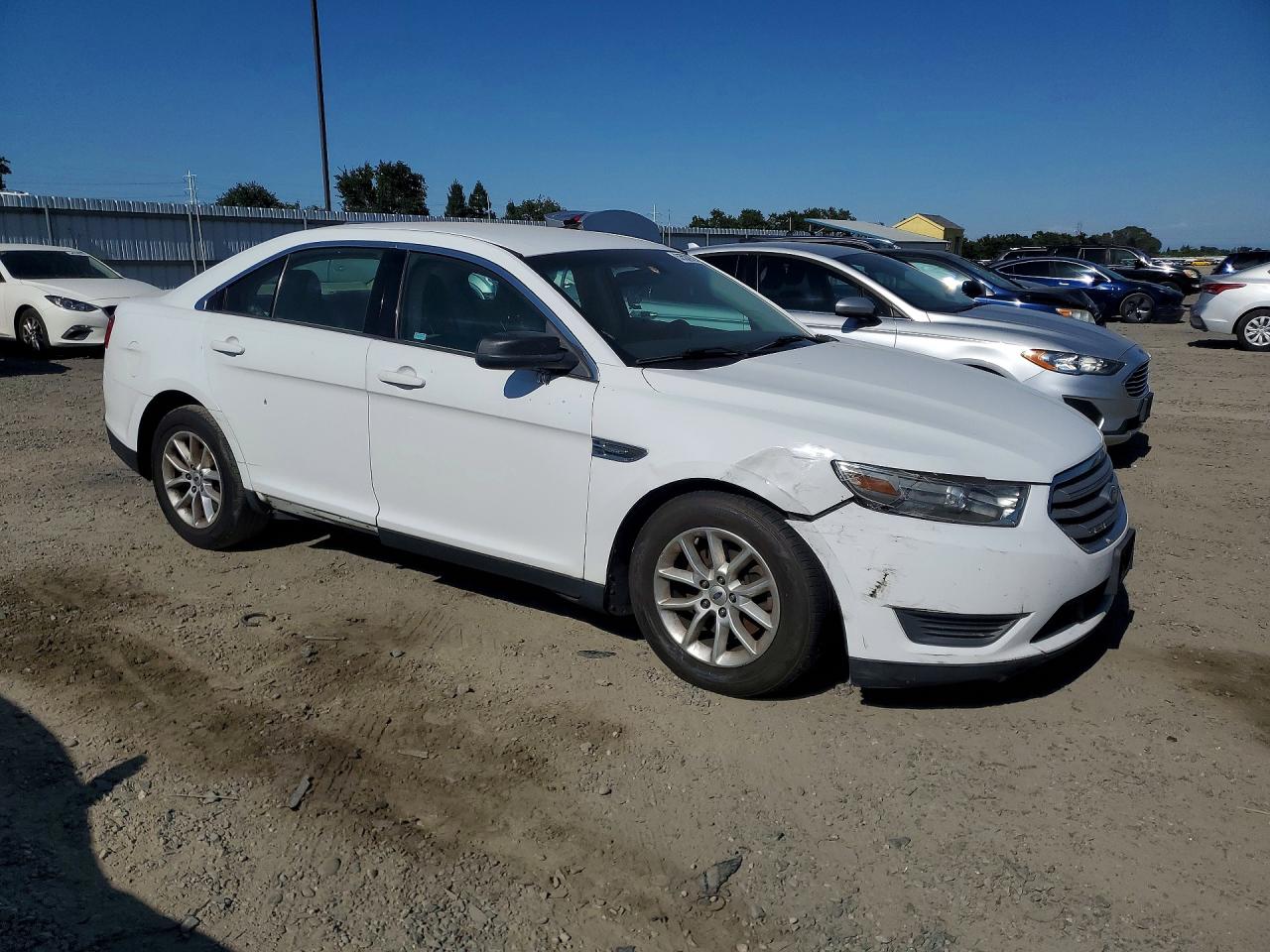 2014 Ford Taurus Se White vin: 1FAHP2D85EG150717