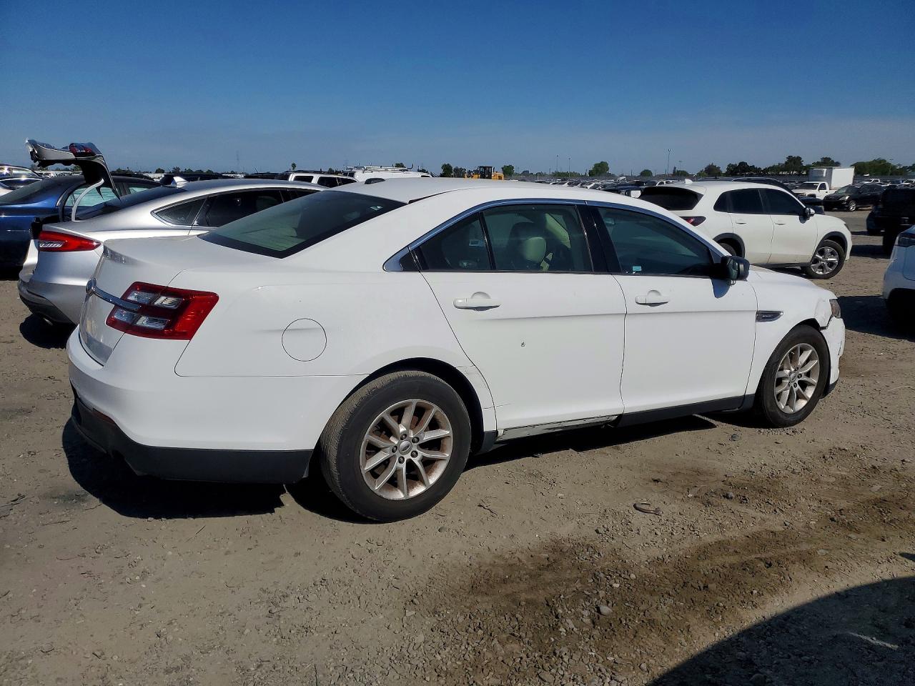 2014 Ford Taurus Se White vin: 1FAHP2D85EG150717