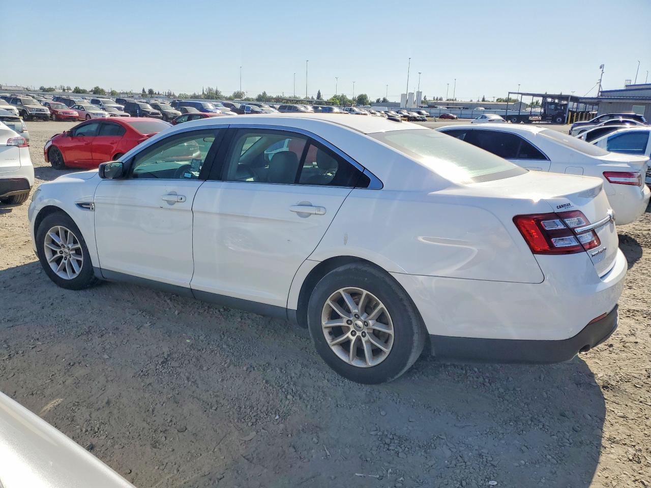 2014 Ford Taurus Se White vin: 1FAHP2D85EG150717