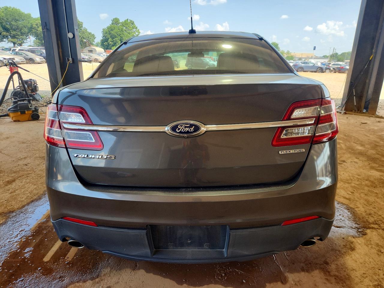 2015 Ford Taurus Se Gray vin: 1FAHP2D85FG126080