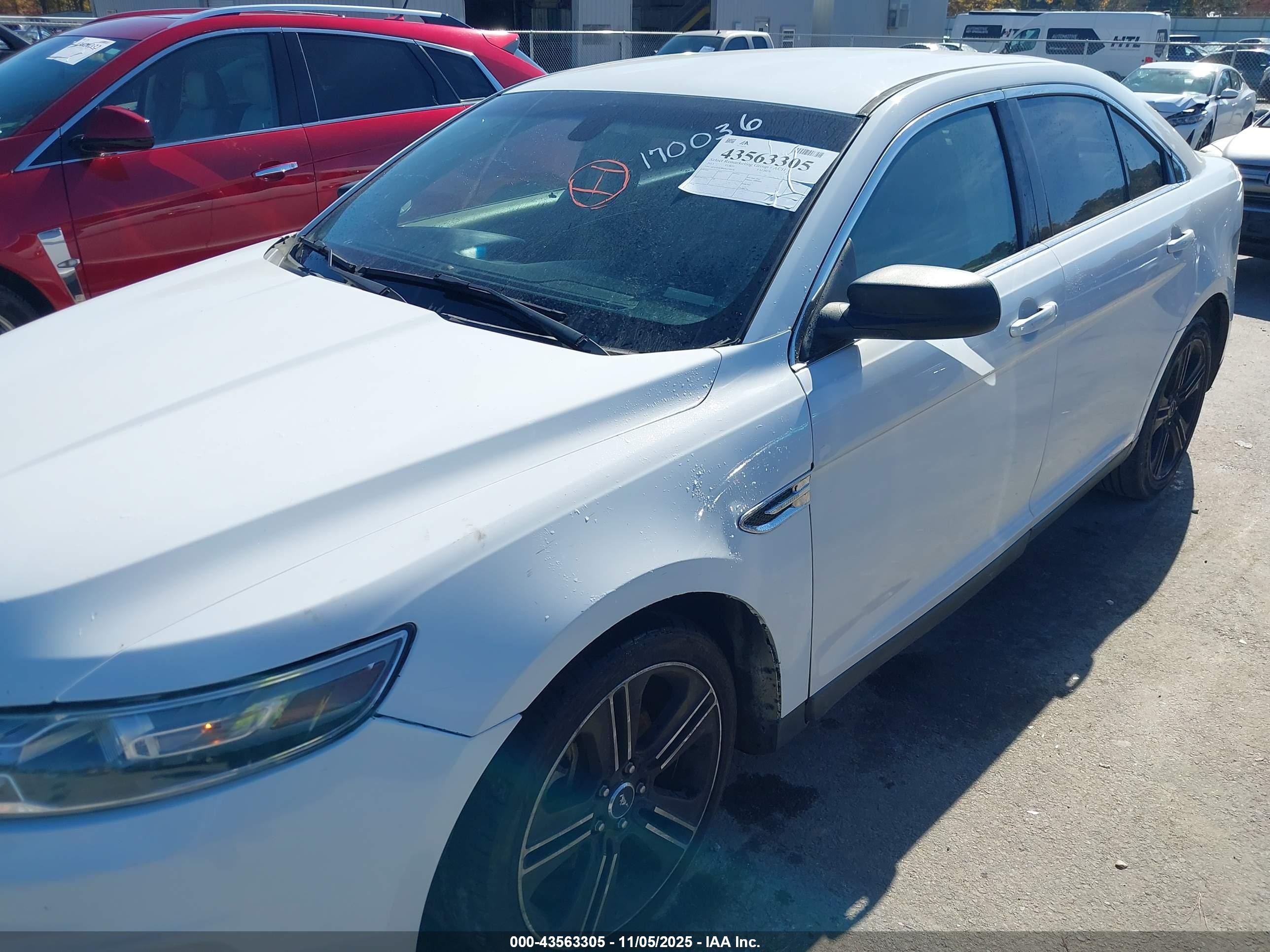 2013 Ford Taurus Se White vin: 1FAHP2D86DG170036