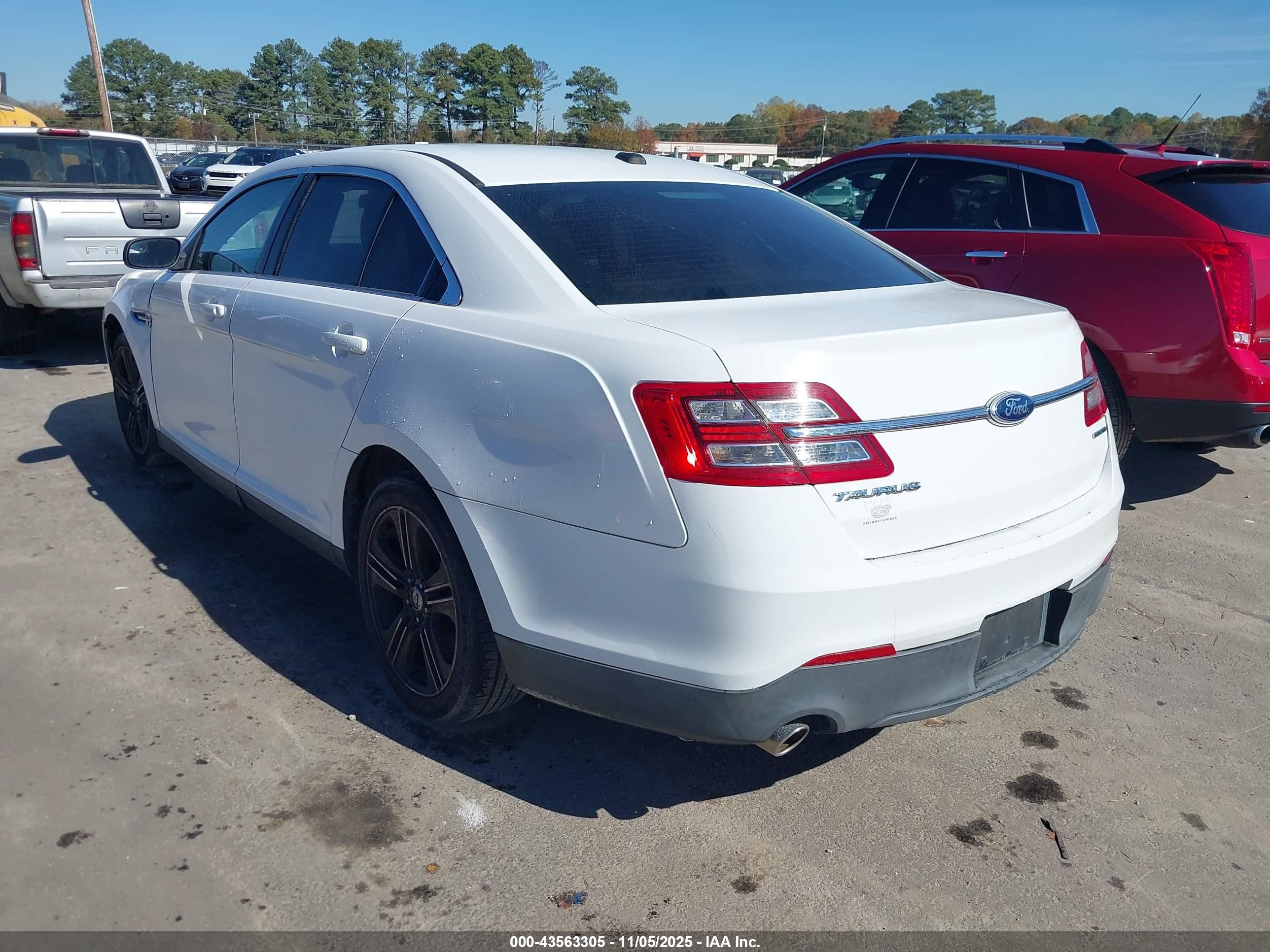 2013 Ford Taurus Se White vin: 1FAHP2D86DG170036