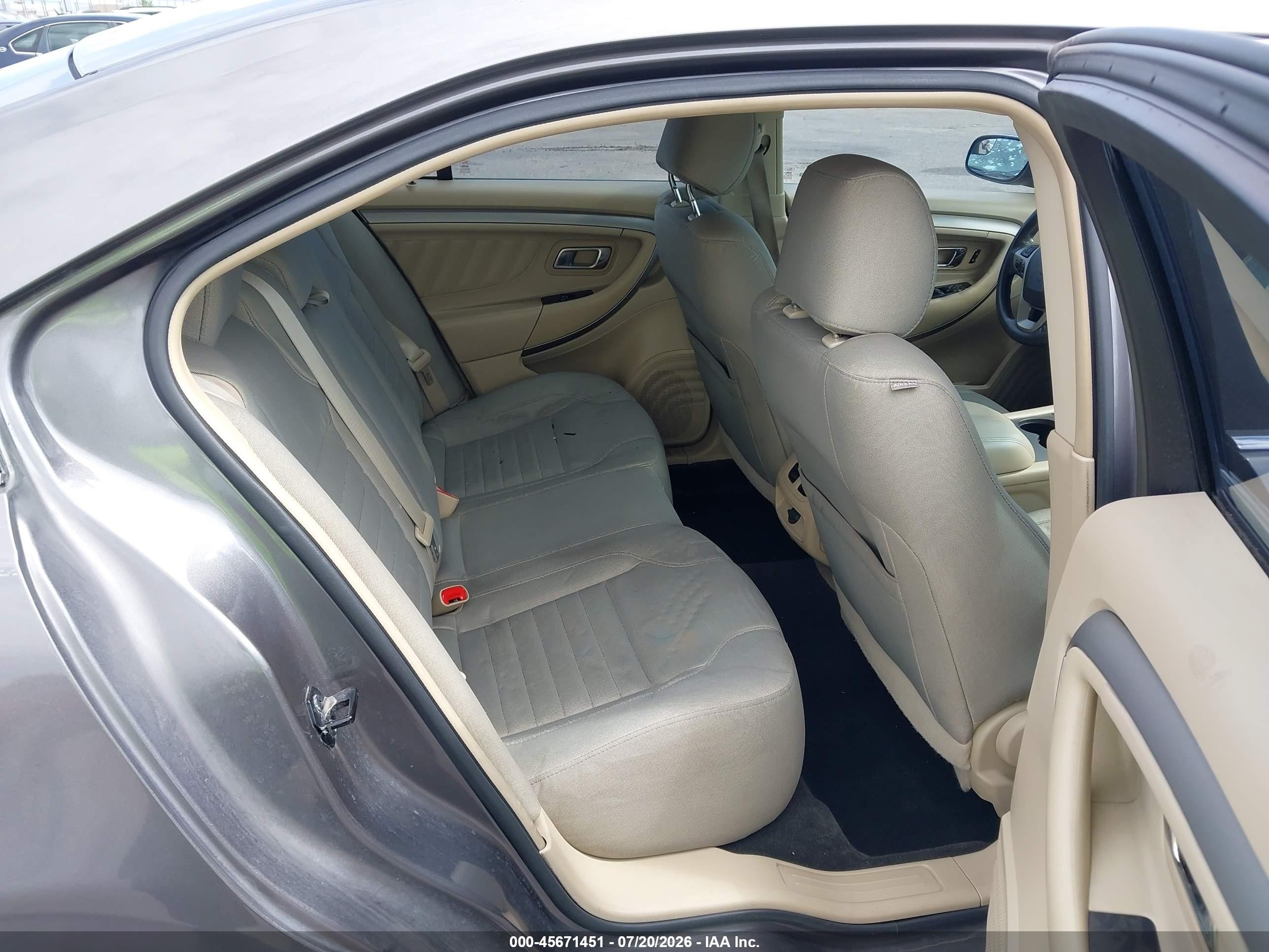 2013 Ford Taurus Se Серый vin: 1FAHP2D86DG181120