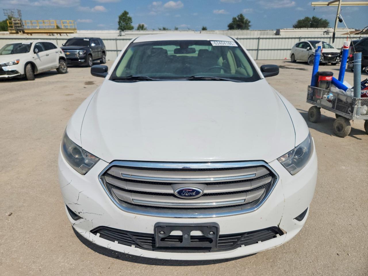 2013 Ford Taurus Se White vin: 1FAHP2D86DG221129