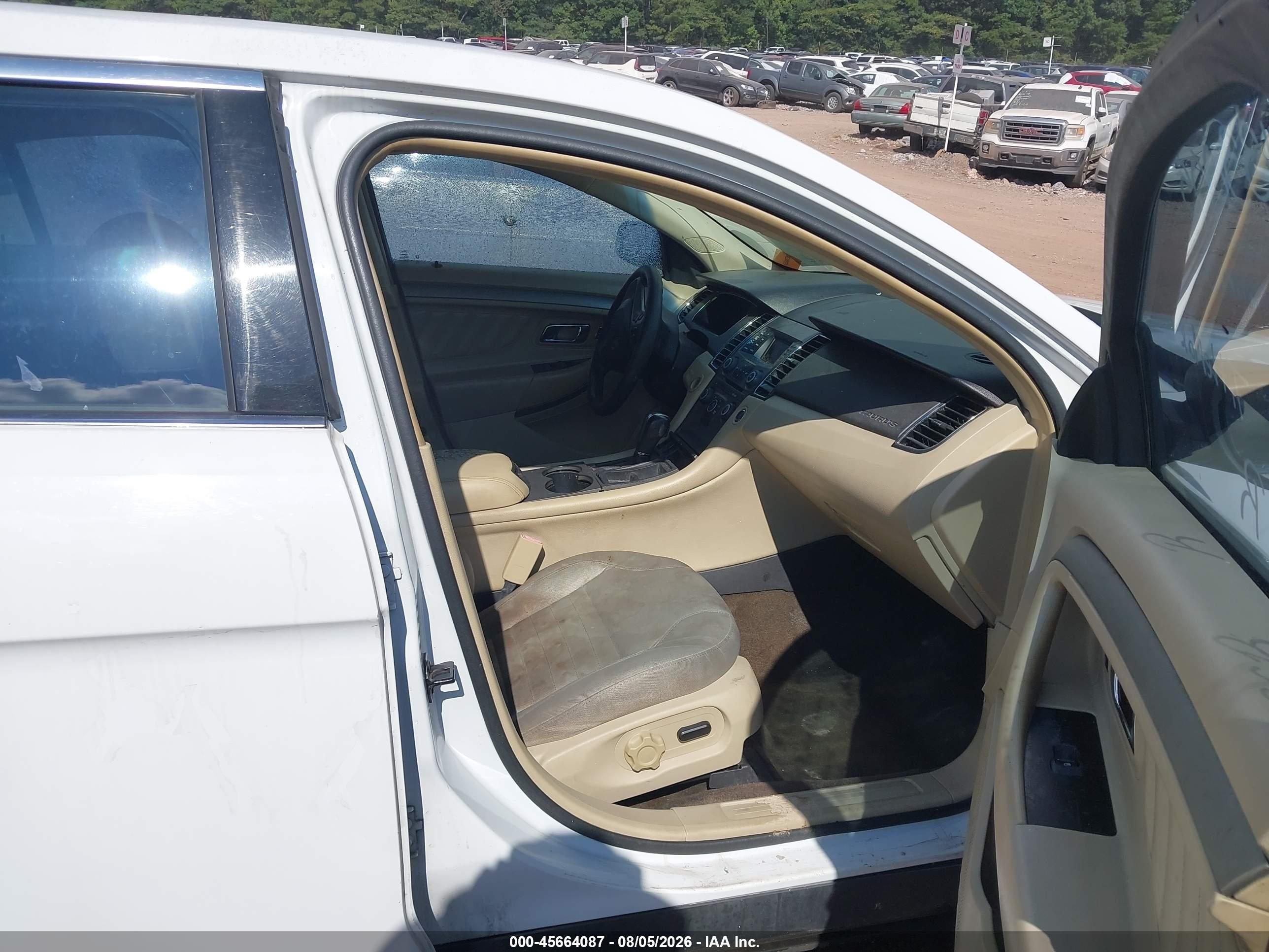 2014 Ford Taurus Se White vin: 1FAHP2D86EG133005