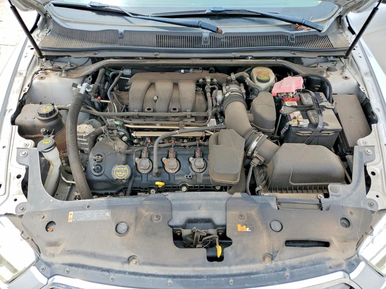 2015 Ford Taurus Se Silver vin: 1FAHP2D86FG121681