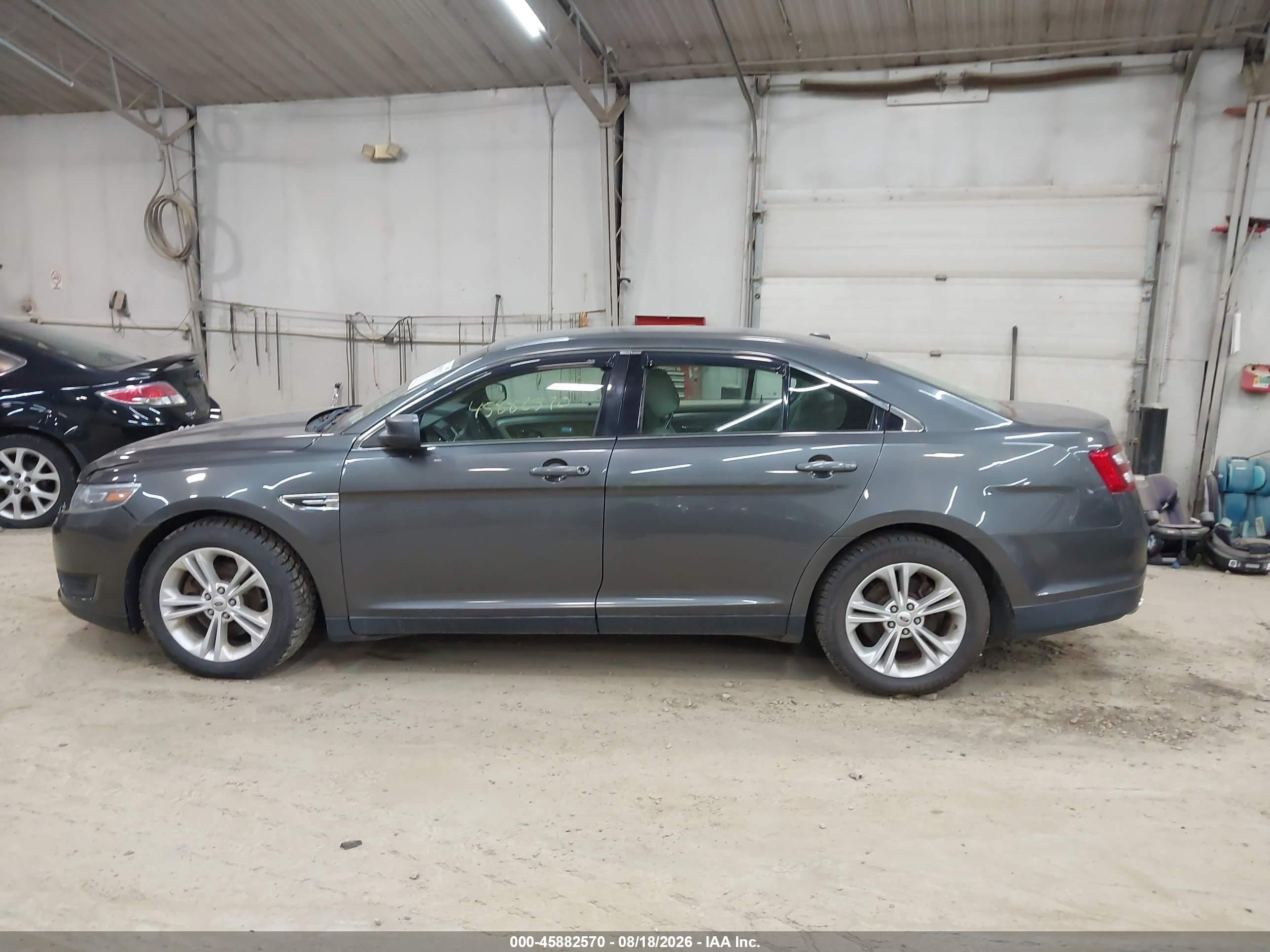2015 Ford Taurus Se Серый vin: 1FAHP2D86FG165499