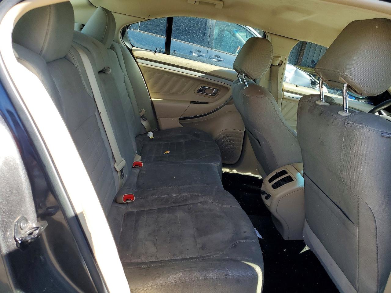 2015 Ford Taurus Se Серый vin: 1FAHP2D86FG200476