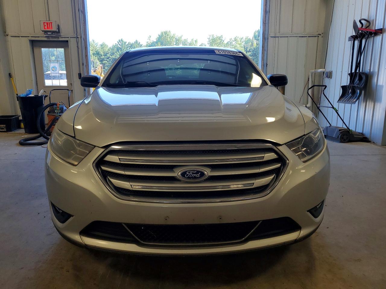 2015 Ford Taurus Se Silver vin: 1FAHP2D87FG133421