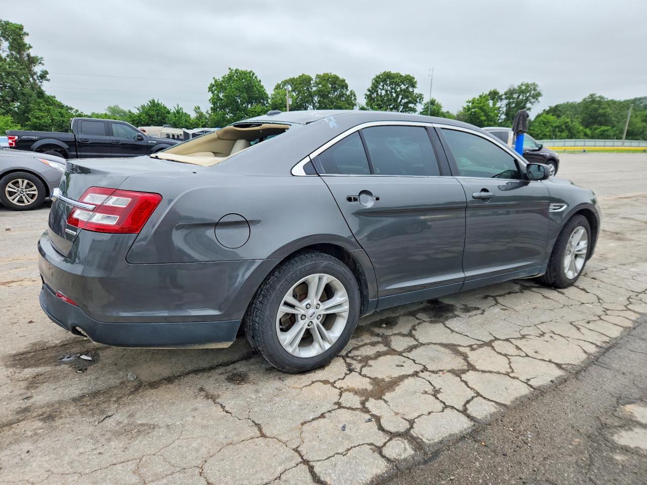 2015 Ford Taurus Se Серый vin: 1FAHP2D87FG195370