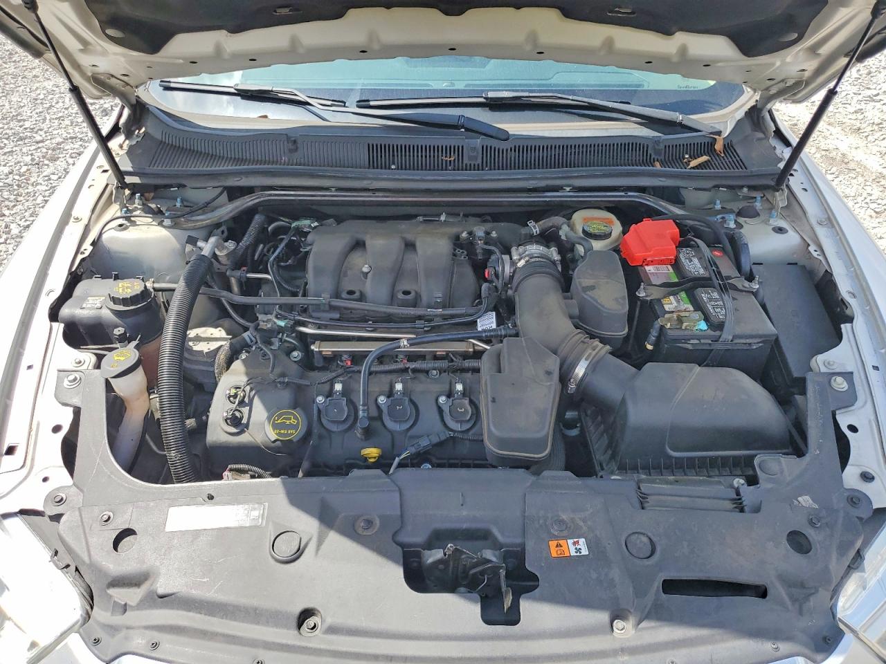 2016 Ford Taurus Se Silver vin: 1FAHP2D87GG142153