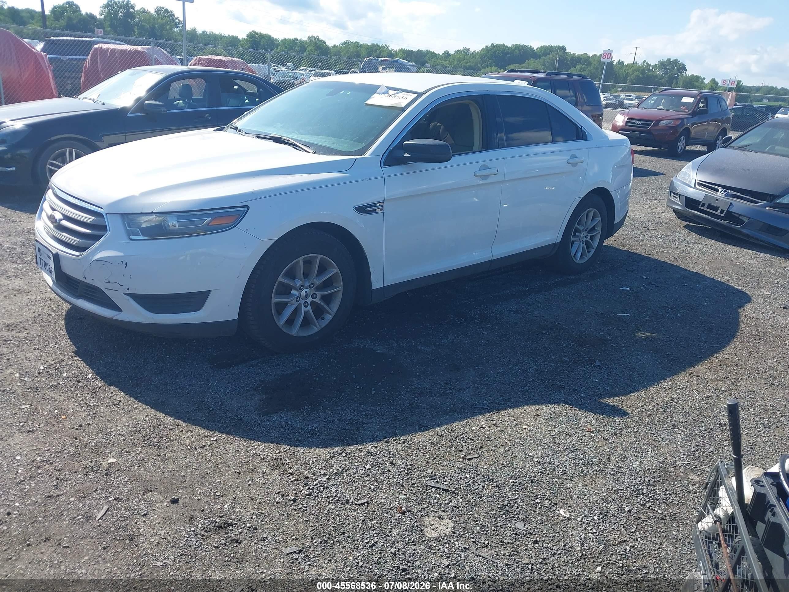 2013 Ford Taurus Se White vin: 1FAHP2D88DG182253