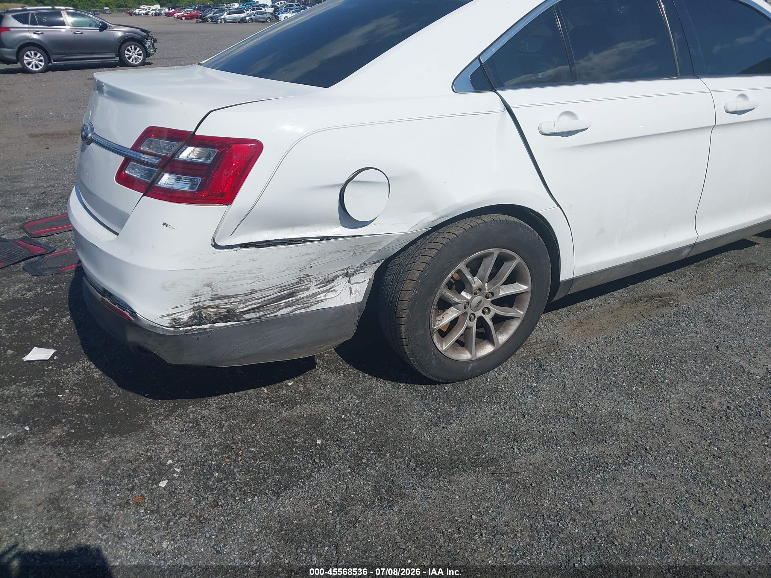 2013 Ford Taurus Se White vin: 1FAHP2D88DG182253