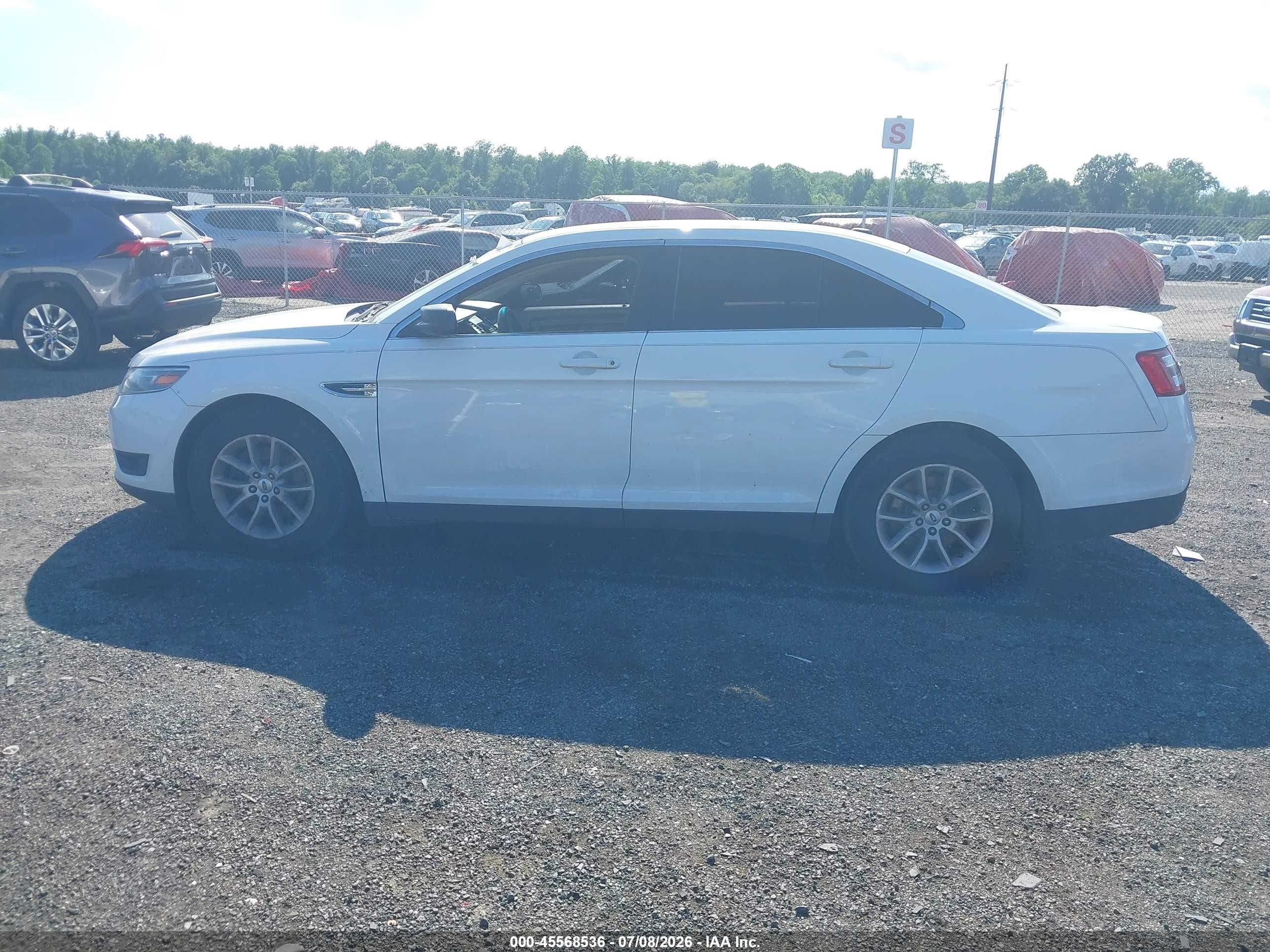 2013 Ford Taurus Se White vin: 1FAHP2D88DG182253