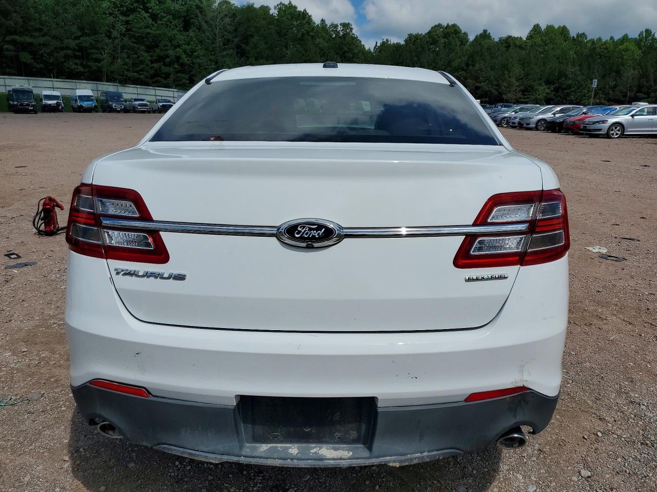 2015 Ford Taurus Se White vin: 1FAHP2D88FG101755