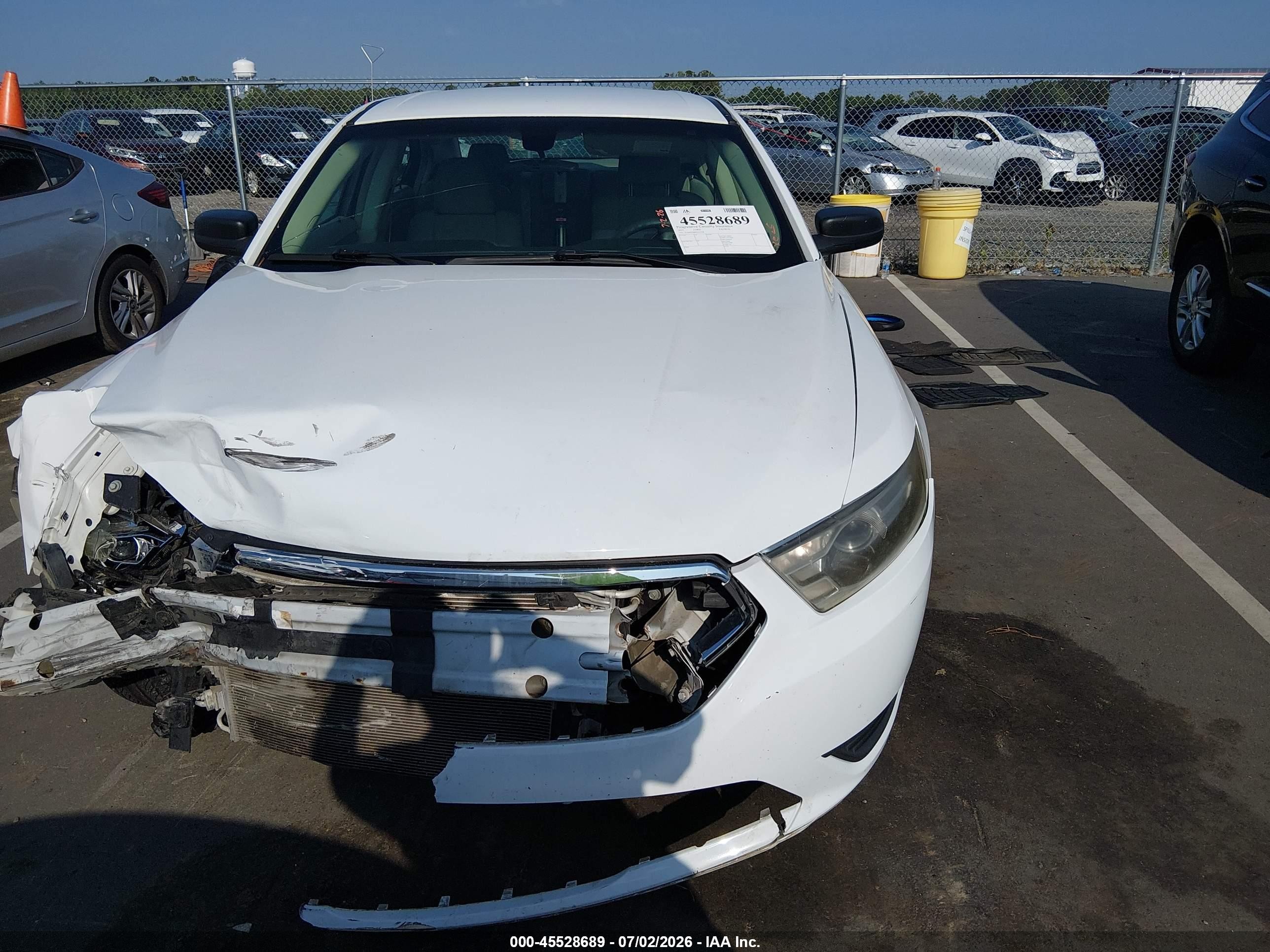 2015 Ford Taurus Se White vin: 1FAHP2D88FG127028