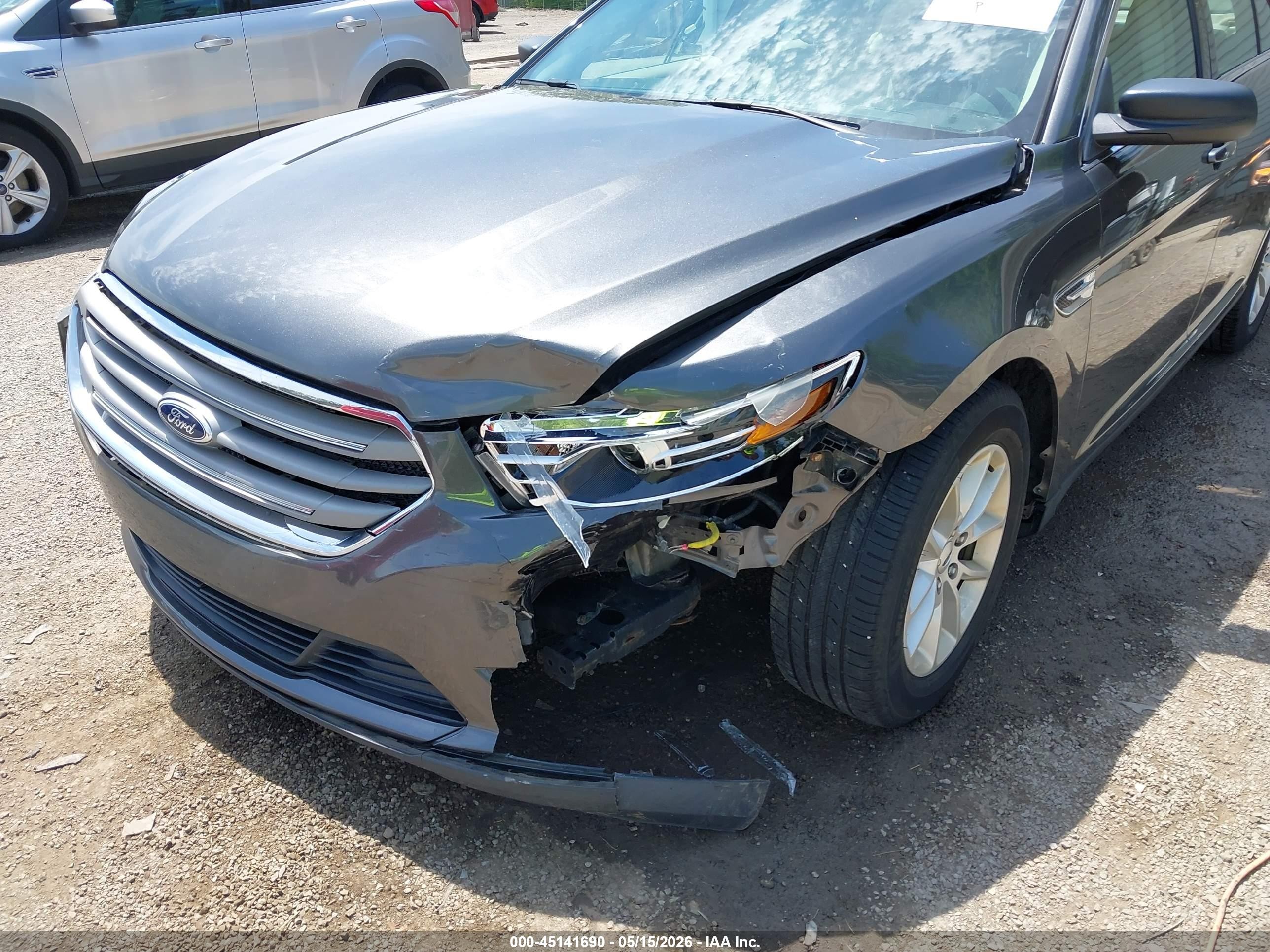 2015 Ford Taurus Se Серый vin: 1FAHP2D88FG127191