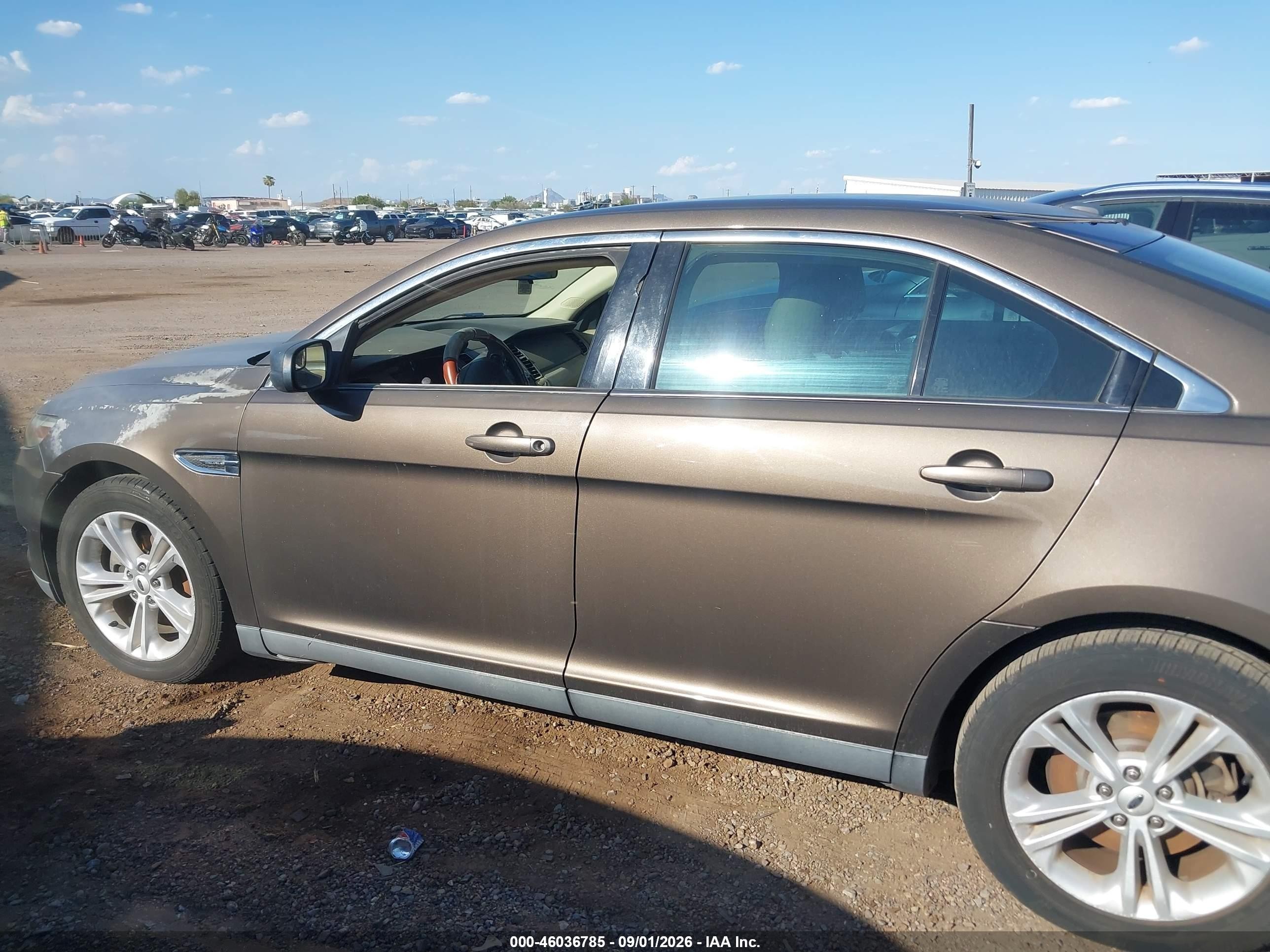2015 Ford Taurus Se Серебряный vin: 1FAHP2D88FG159333