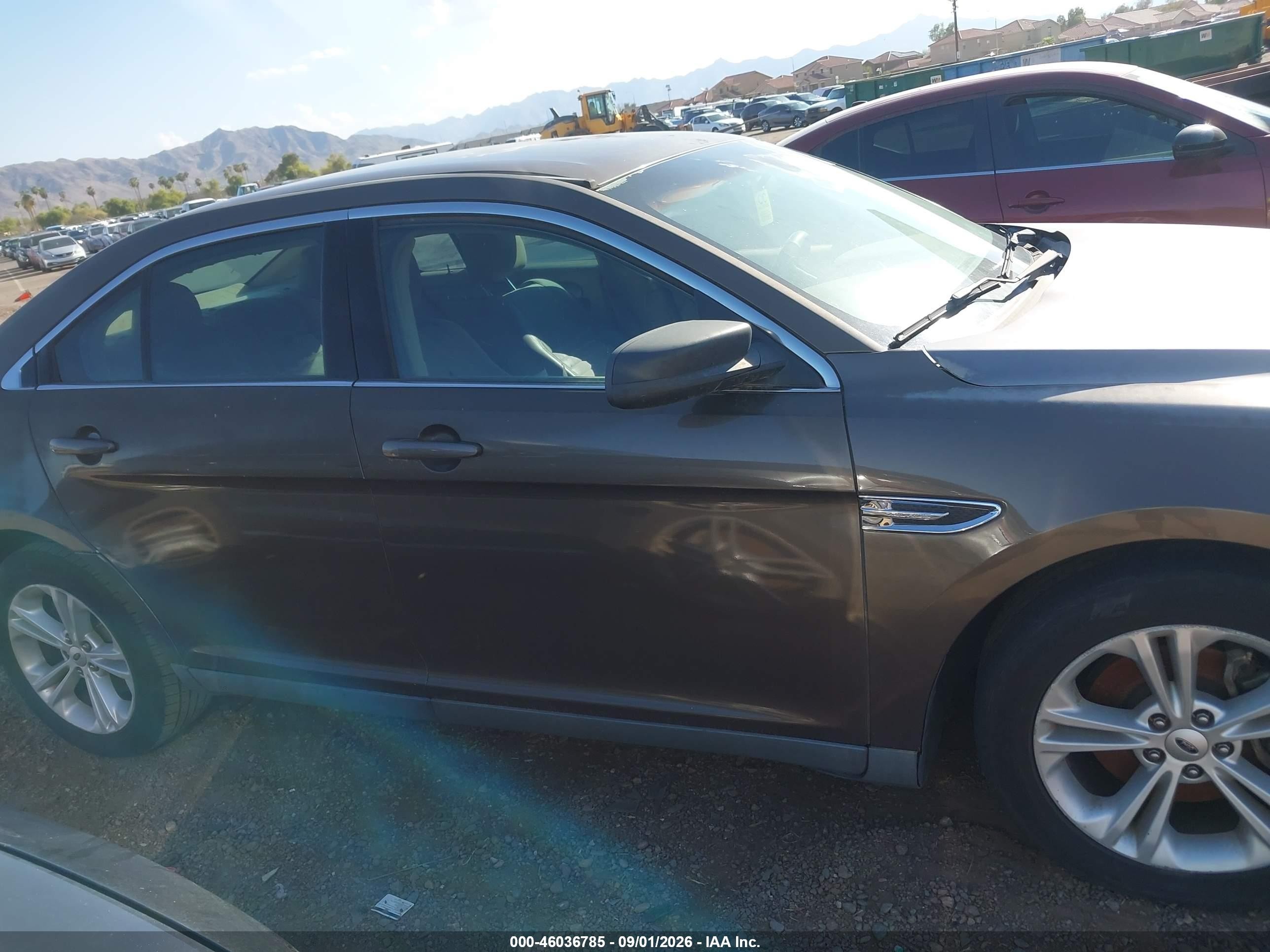2015 Ford Taurus Se Серебряный vin: 1FAHP2D88FG159333