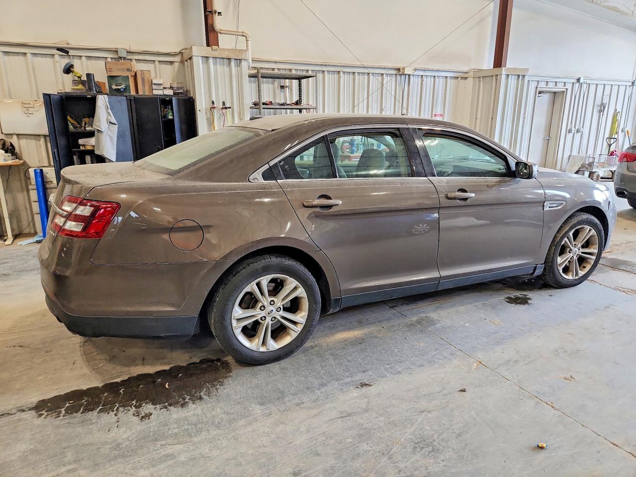 2015 Ford Taurus Se Beige vin: 1FAHP2D88FG176262