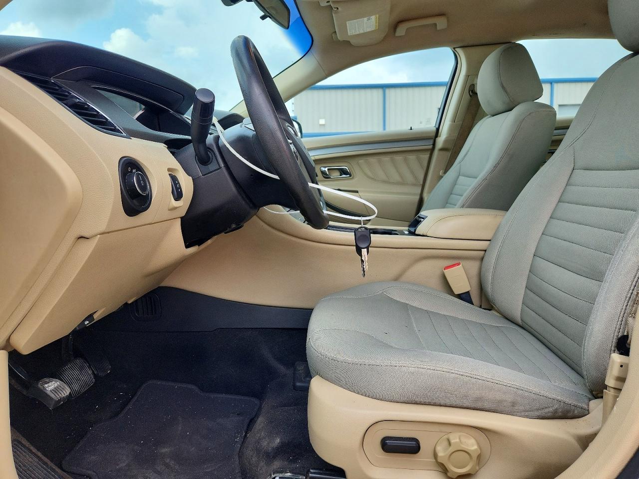 2015 Ford Taurus Se White vin: 1FAHP2D88FG200186