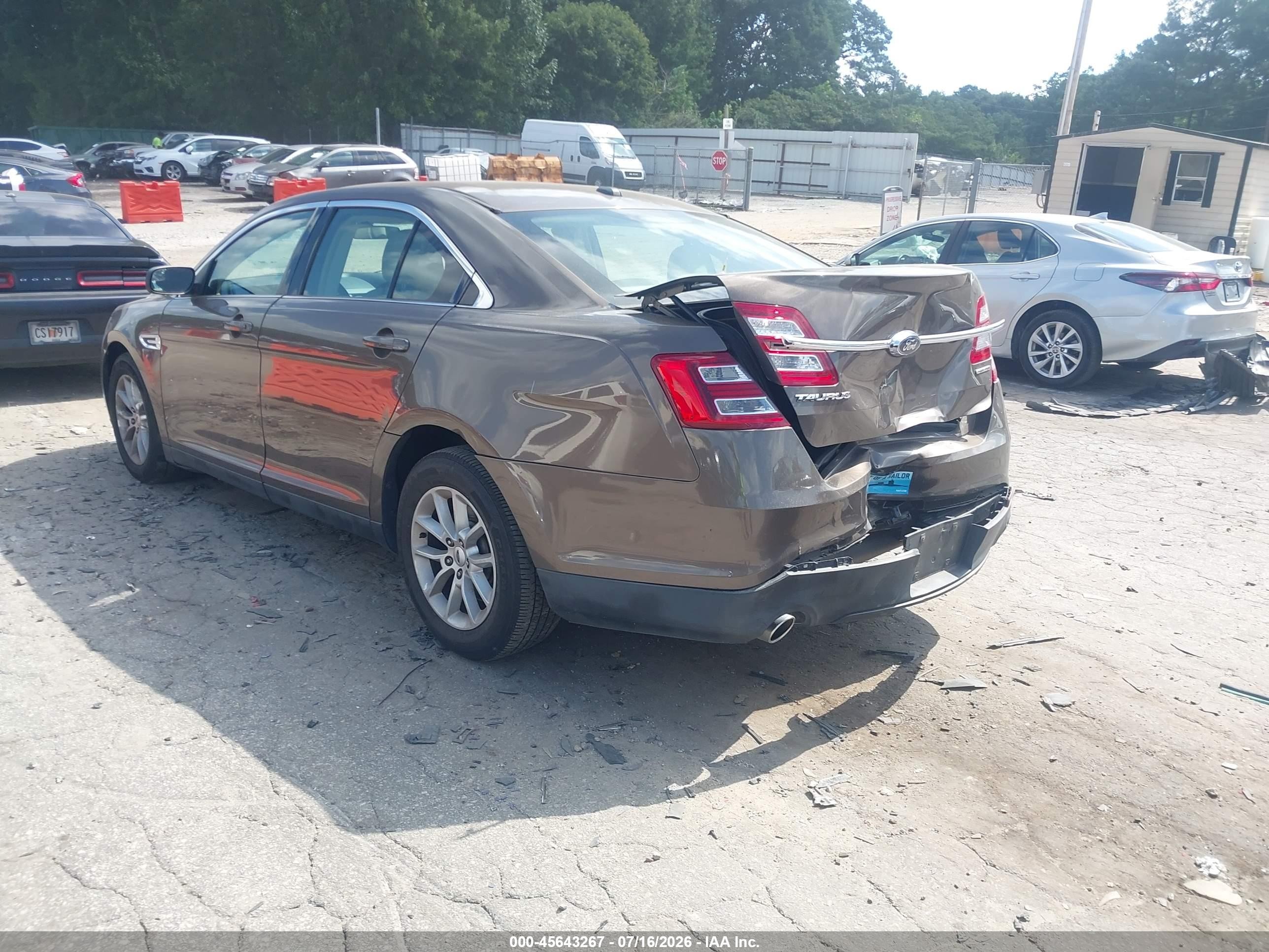 2015 Ford Taurus Se Tan vin: 1FAHP2D89FG126342