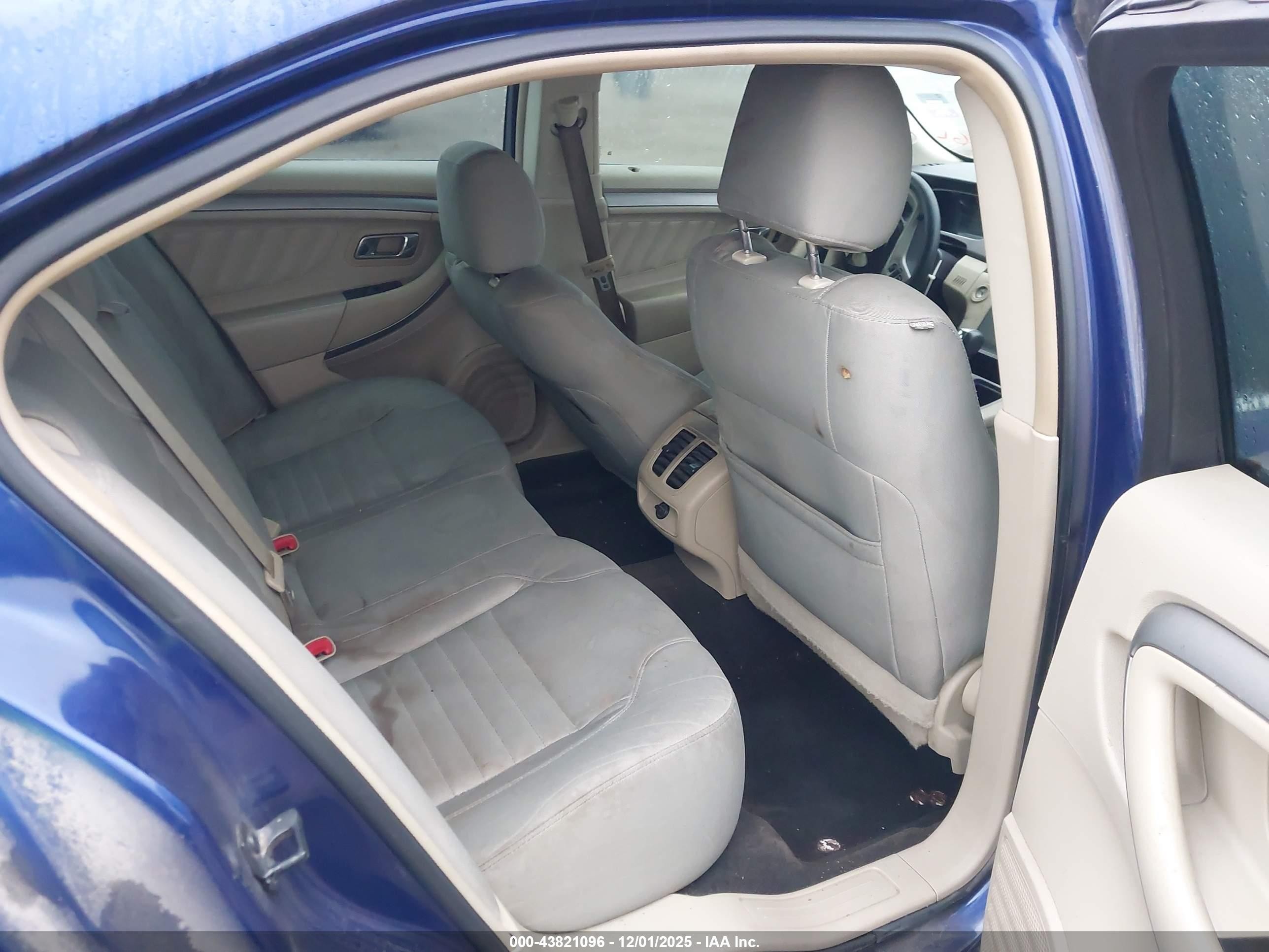 2013 Ford Taurus Se Blue vin: 1FAHP2D8XDG163896