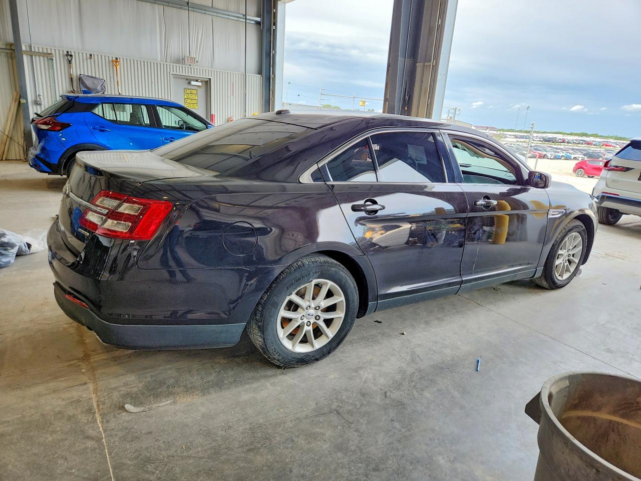 2013 Ford Taurus Se Black vin: 1FAHP2D8XDG230125