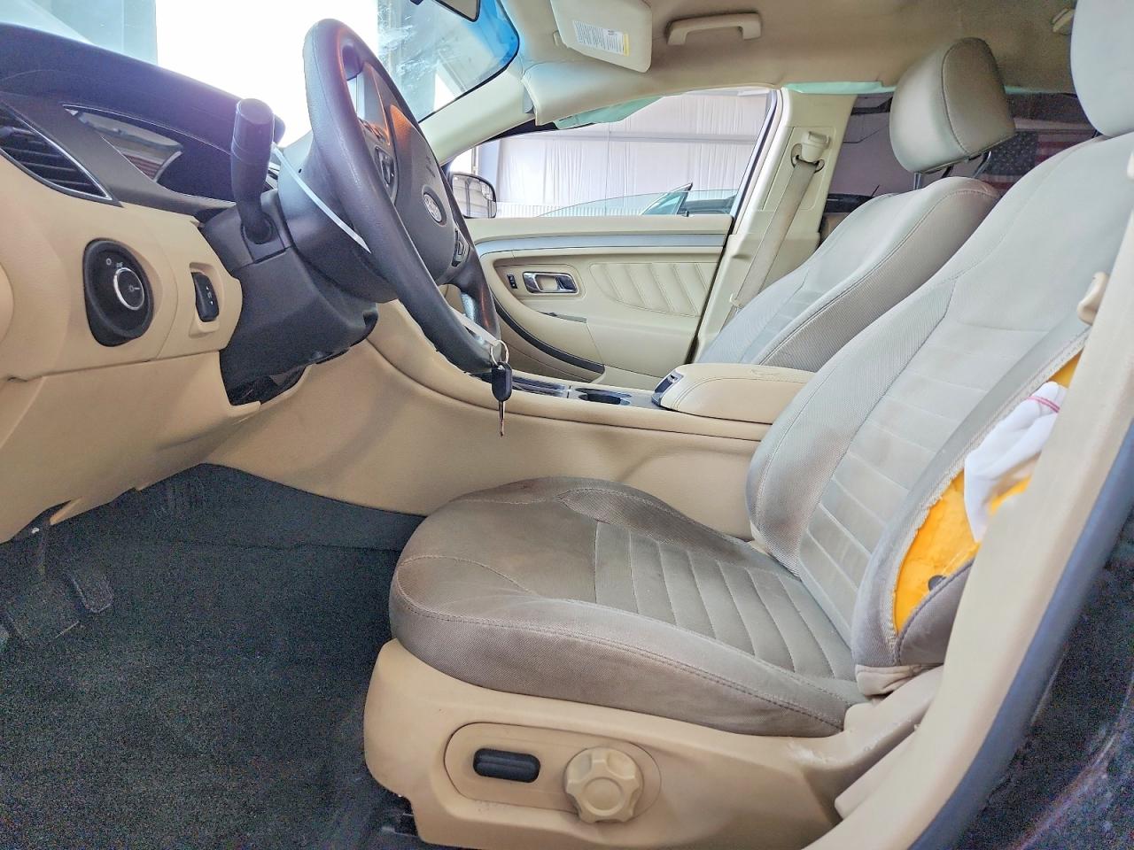 2013 Ford Taurus Se Black vin: 1FAHP2D8XDG230125