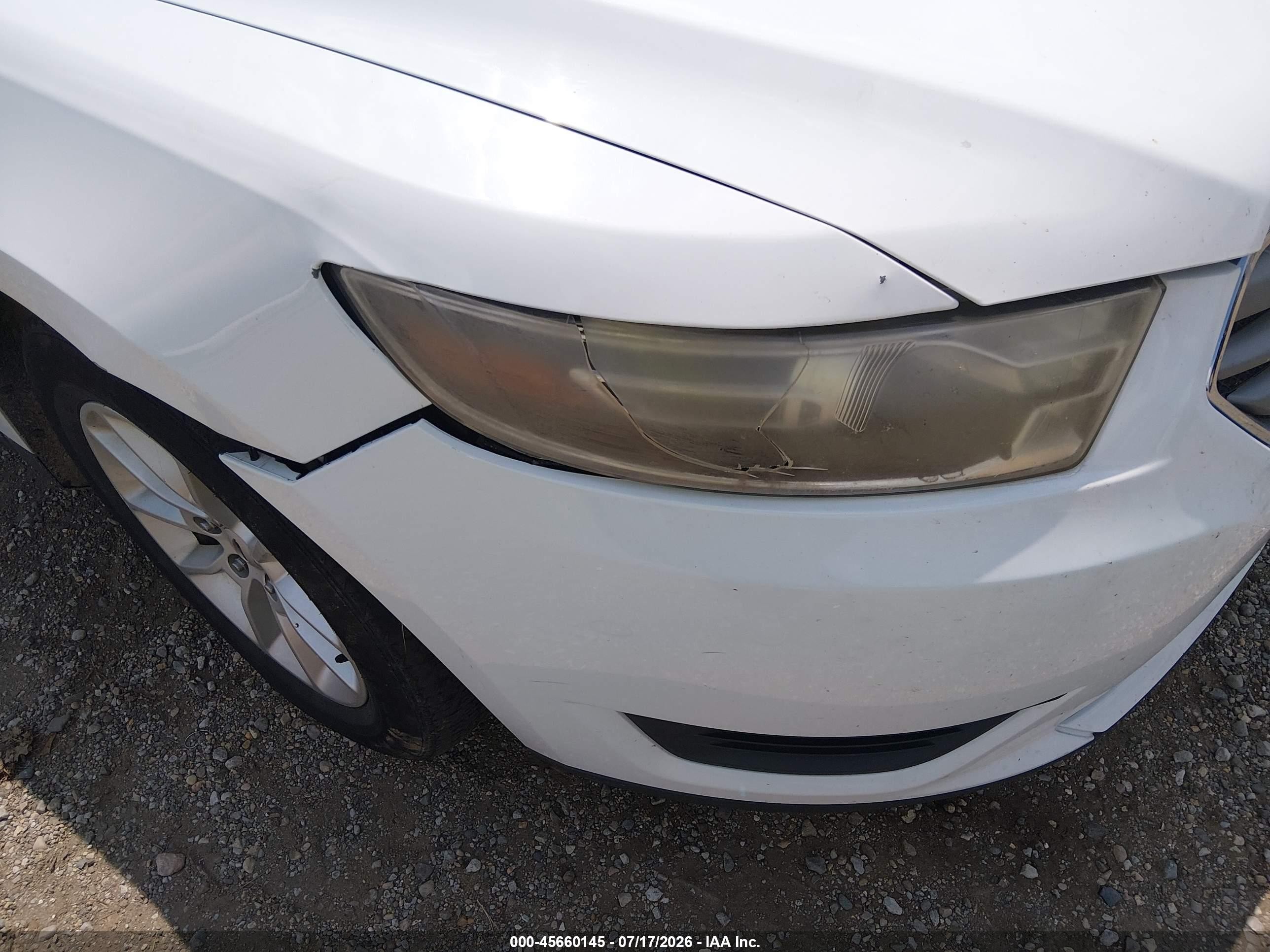 2015 Ford Taurus Se White vin: 1FAHP2D8XFG115091