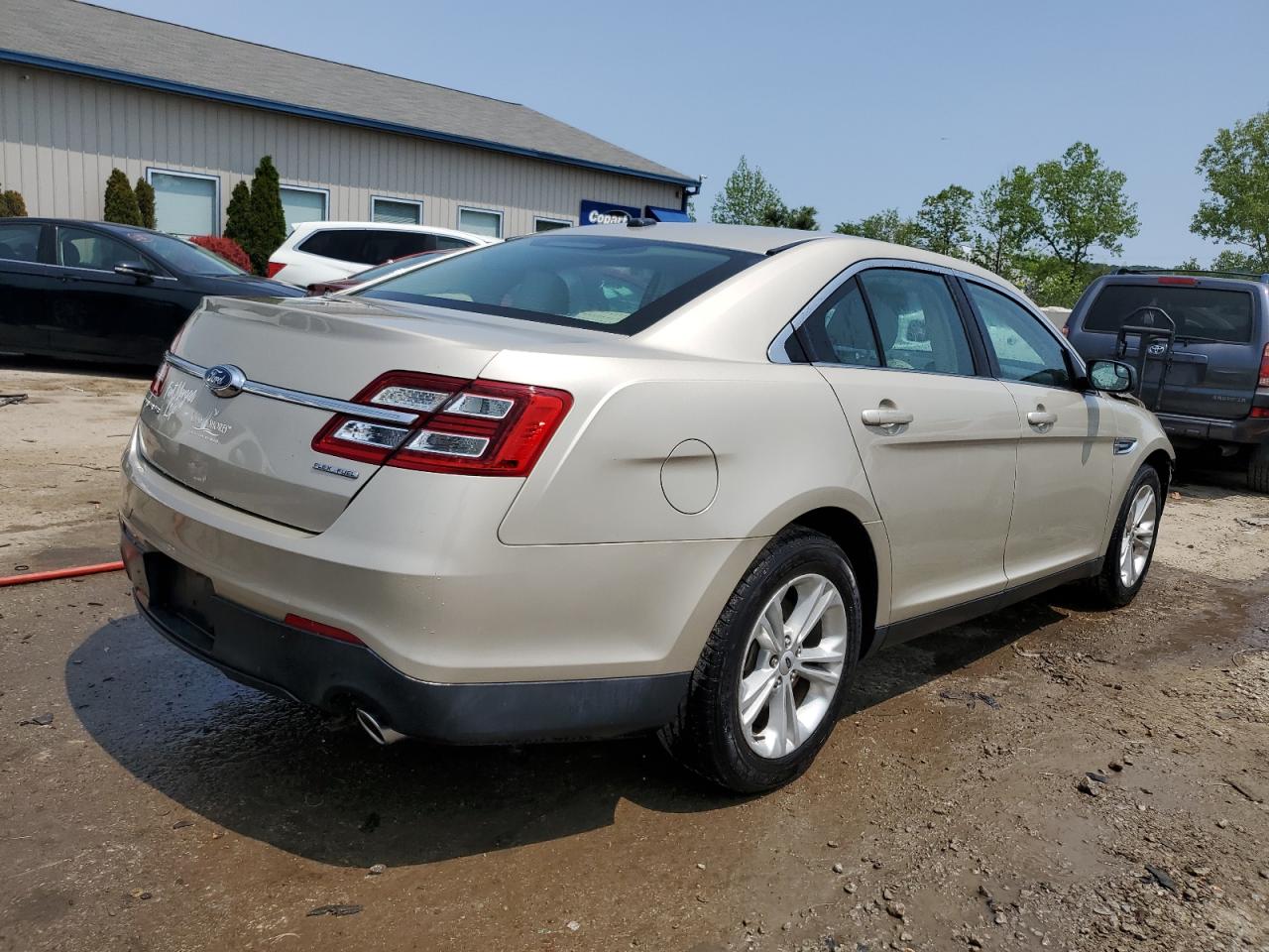 2017 Ford Taurus Se Cream vin: 1FAHP2D8XHG146246