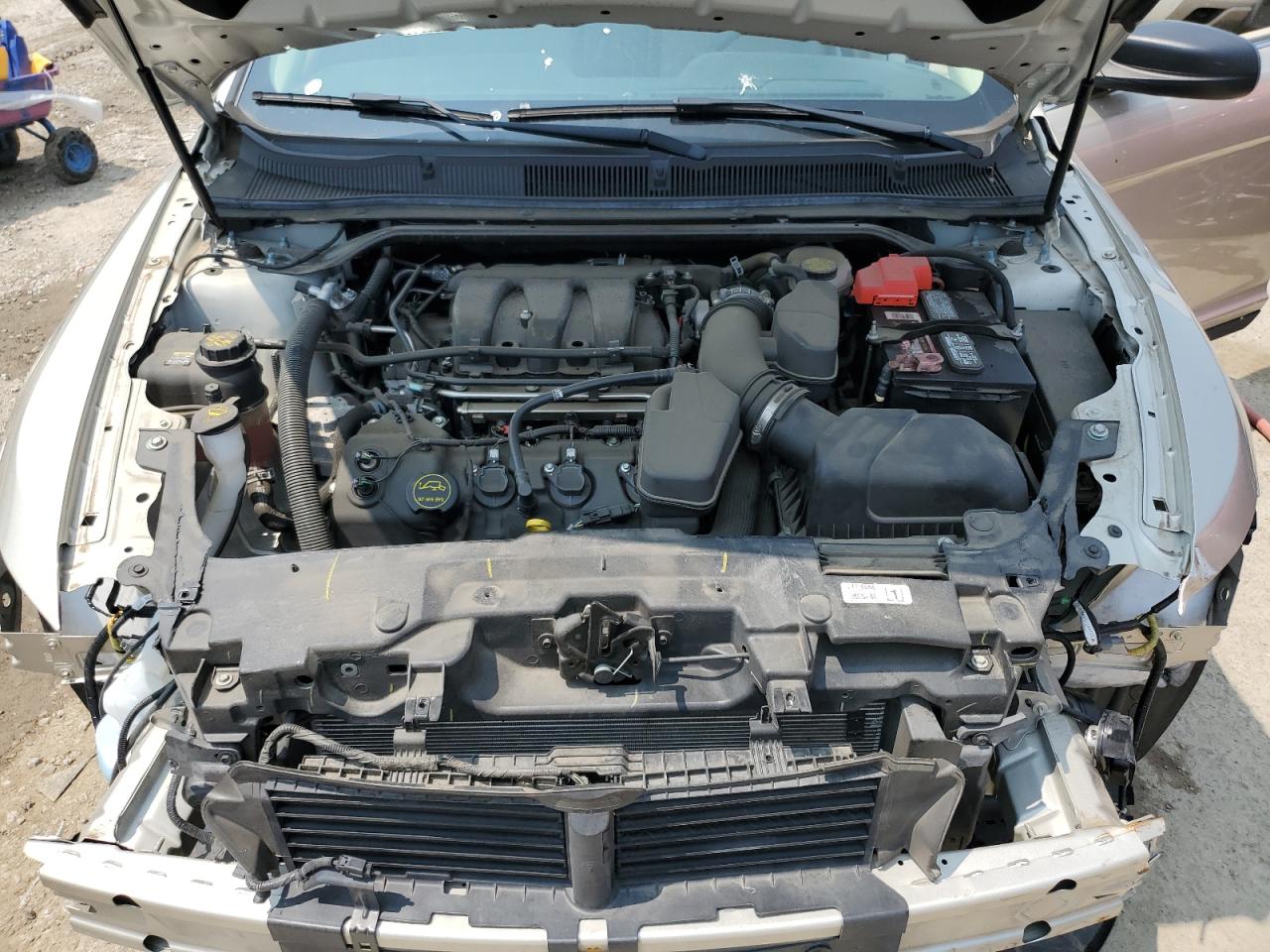 2017 Ford Taurus Se Cream vin: 1FAHP2D8XHG146246