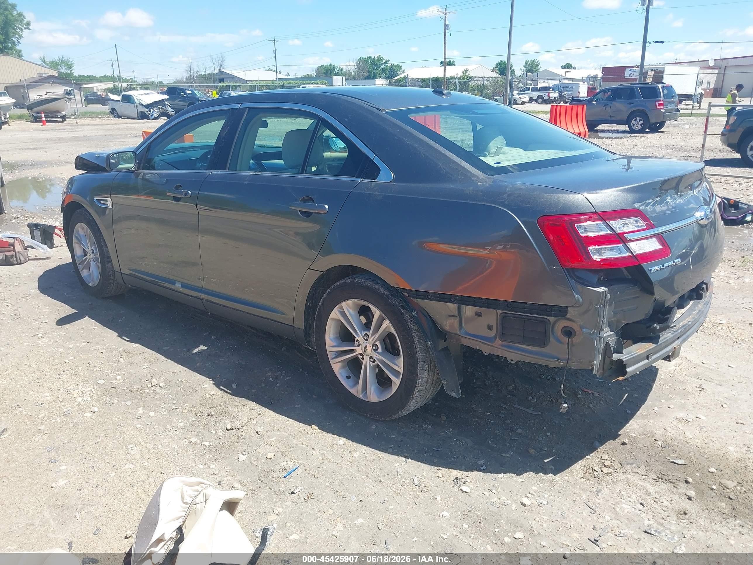 2015 Ford Taurus Se Gray vin: 1FAHP2D96FG182148