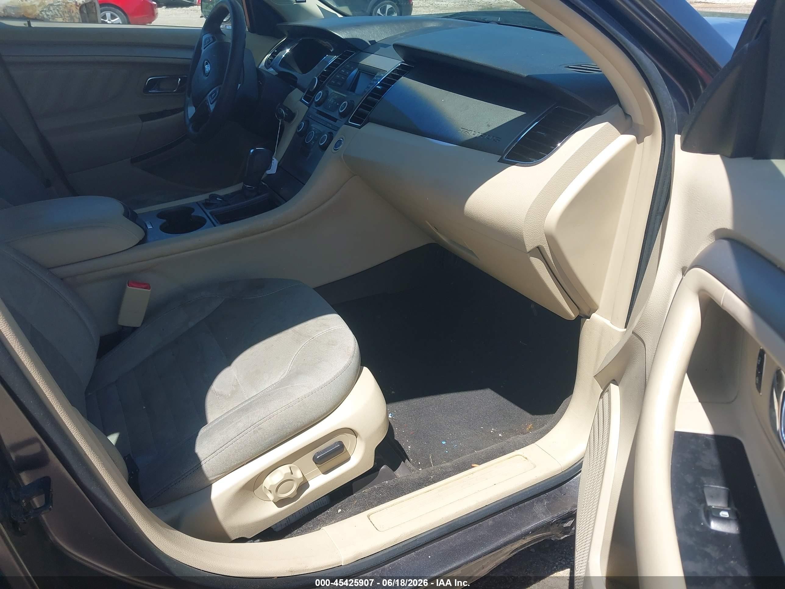 2015 Ford Taurus Se Gray vin: 1FAHP2D96FG182148